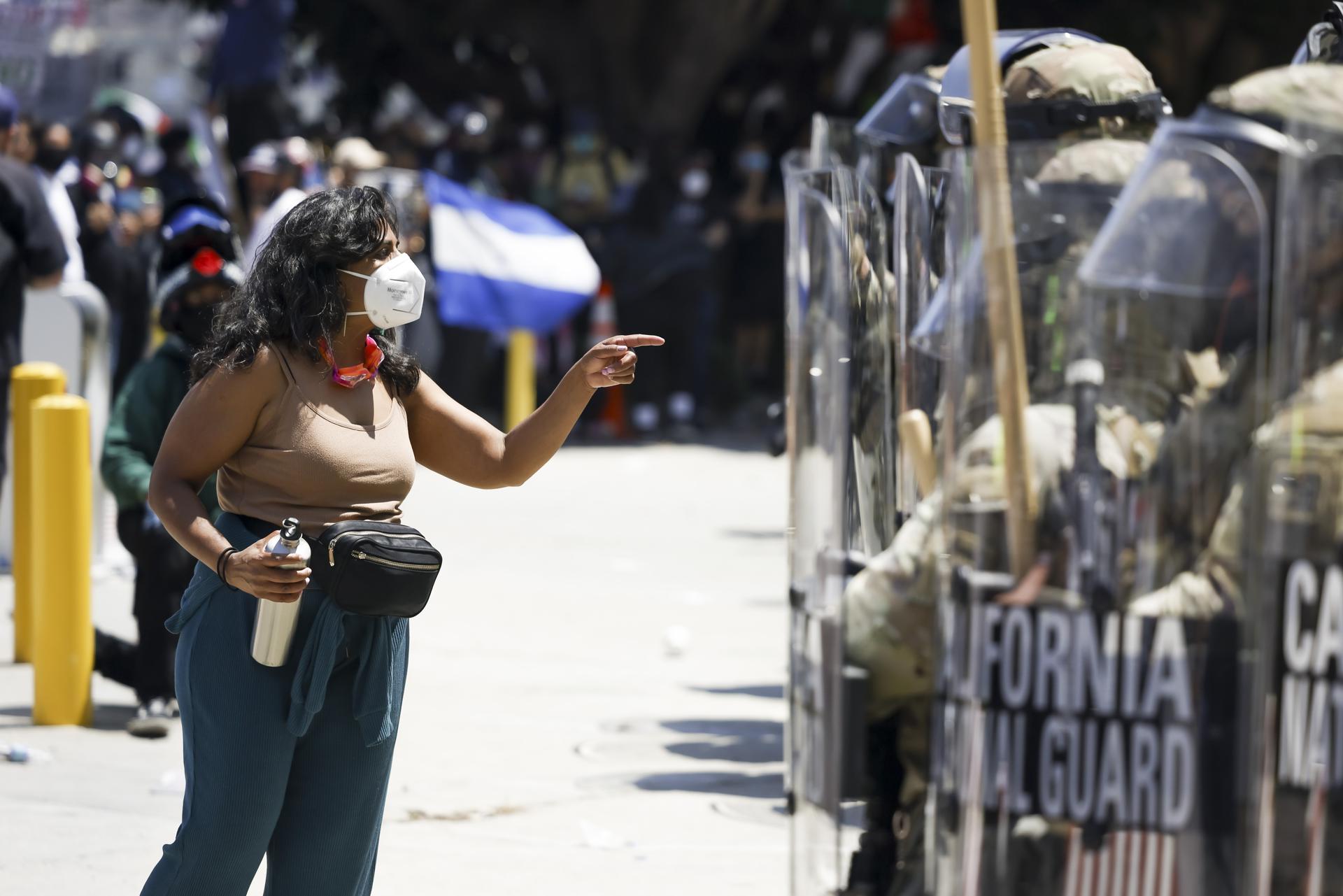 La alcaldesa de Los Ángeles a Trump: “No hay necesidad de tropas. Es perturbador”
