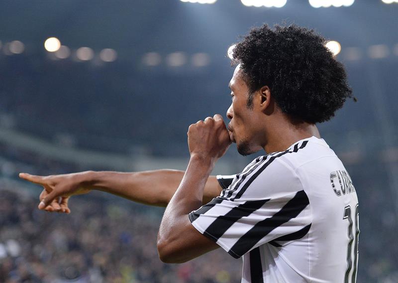 Juventus ganó el derbi de Turín con gol de Cuadrado en el último minuto
