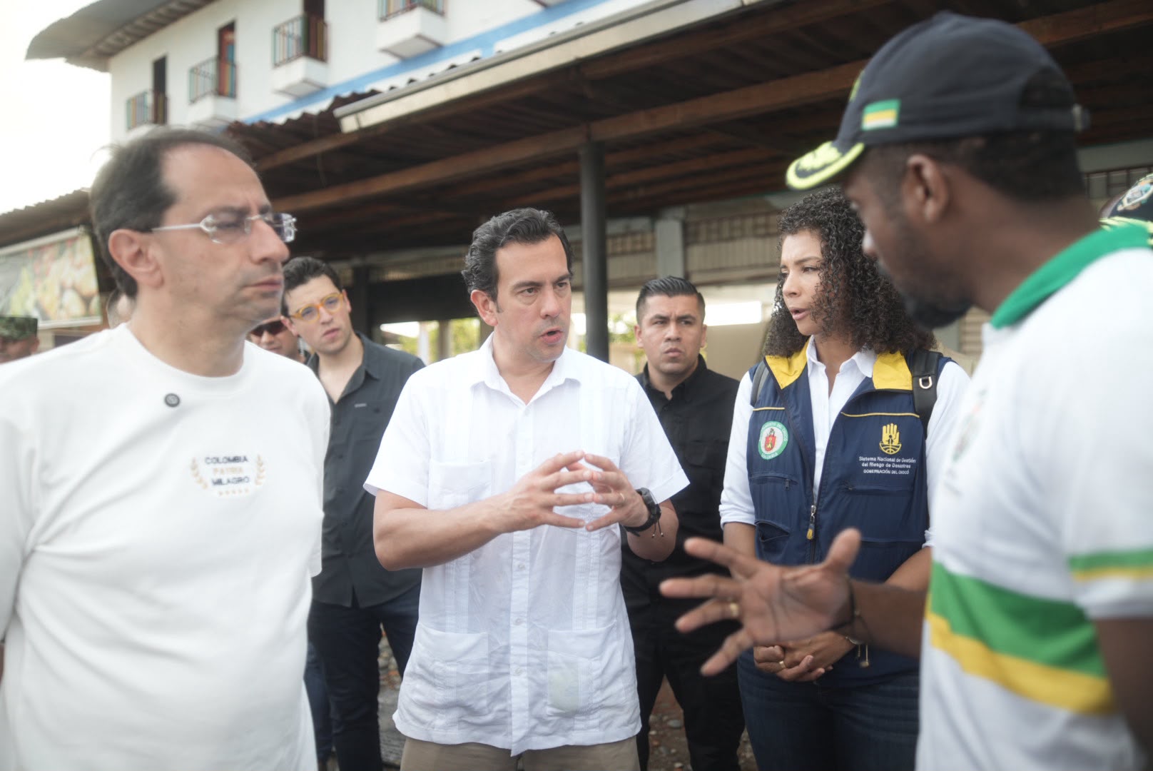 Restrepo y Lara anuncian nuevas medidas para varios municipios del Chocó tras terremoto