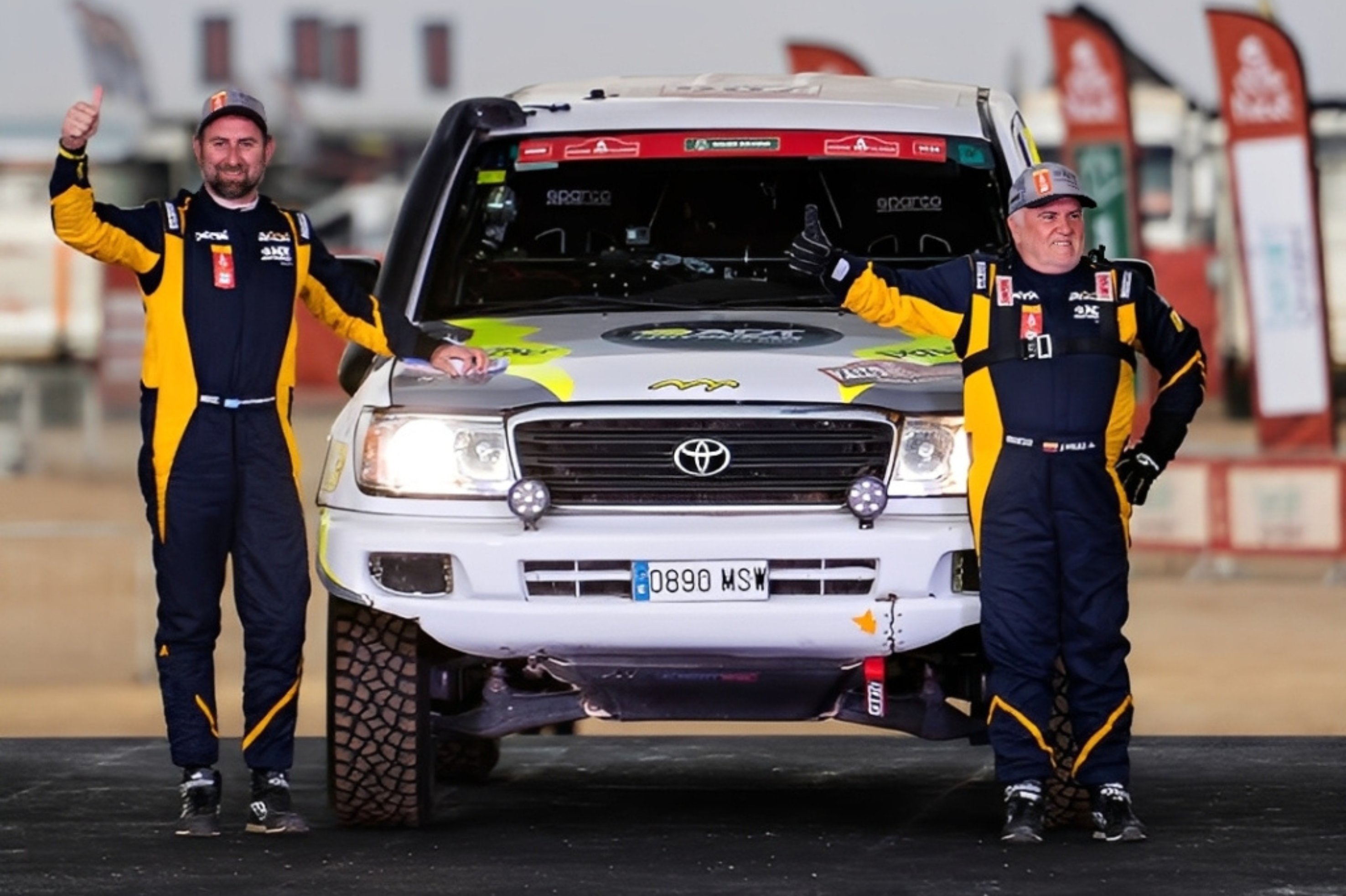 Setenta años y un desierto por delante: la historia de Javier Vélez en el Rally Dakar 2026