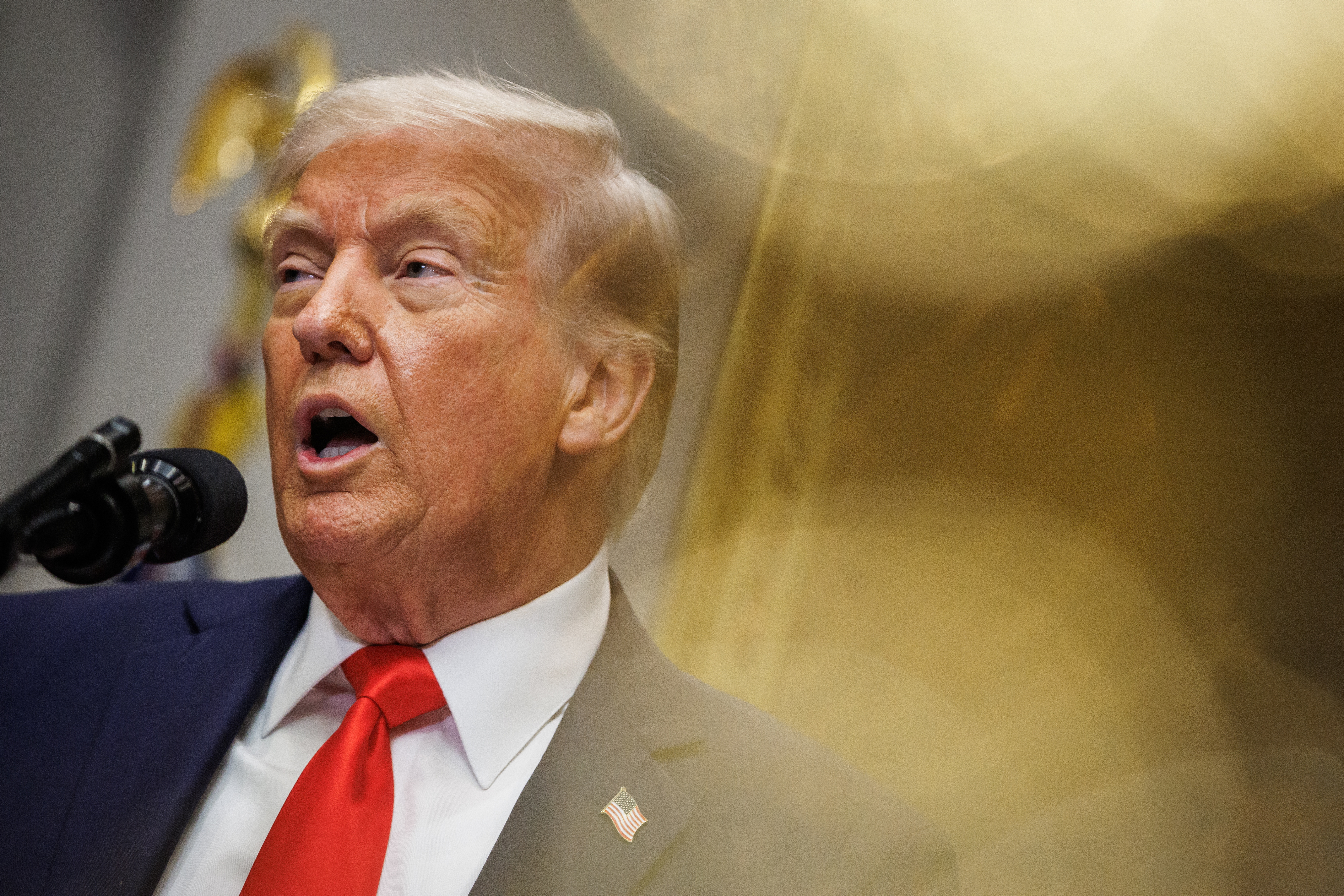 Trump vuelve y carga contra Zelenski: “Debería estar más agradecido”