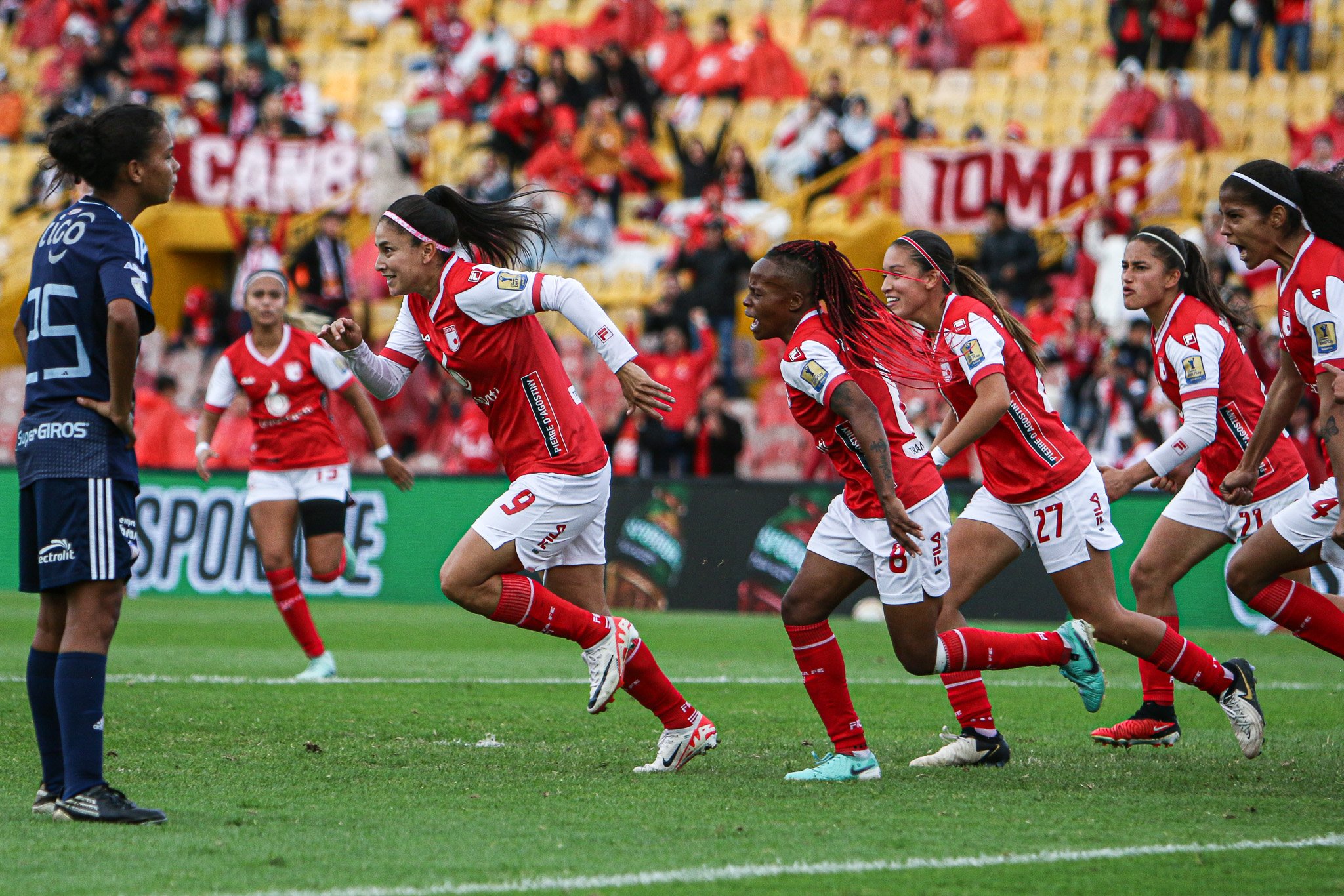 ¡Vergonzoso! Santa Fe no tiene estadio para jugar la final de la Liga Femenina