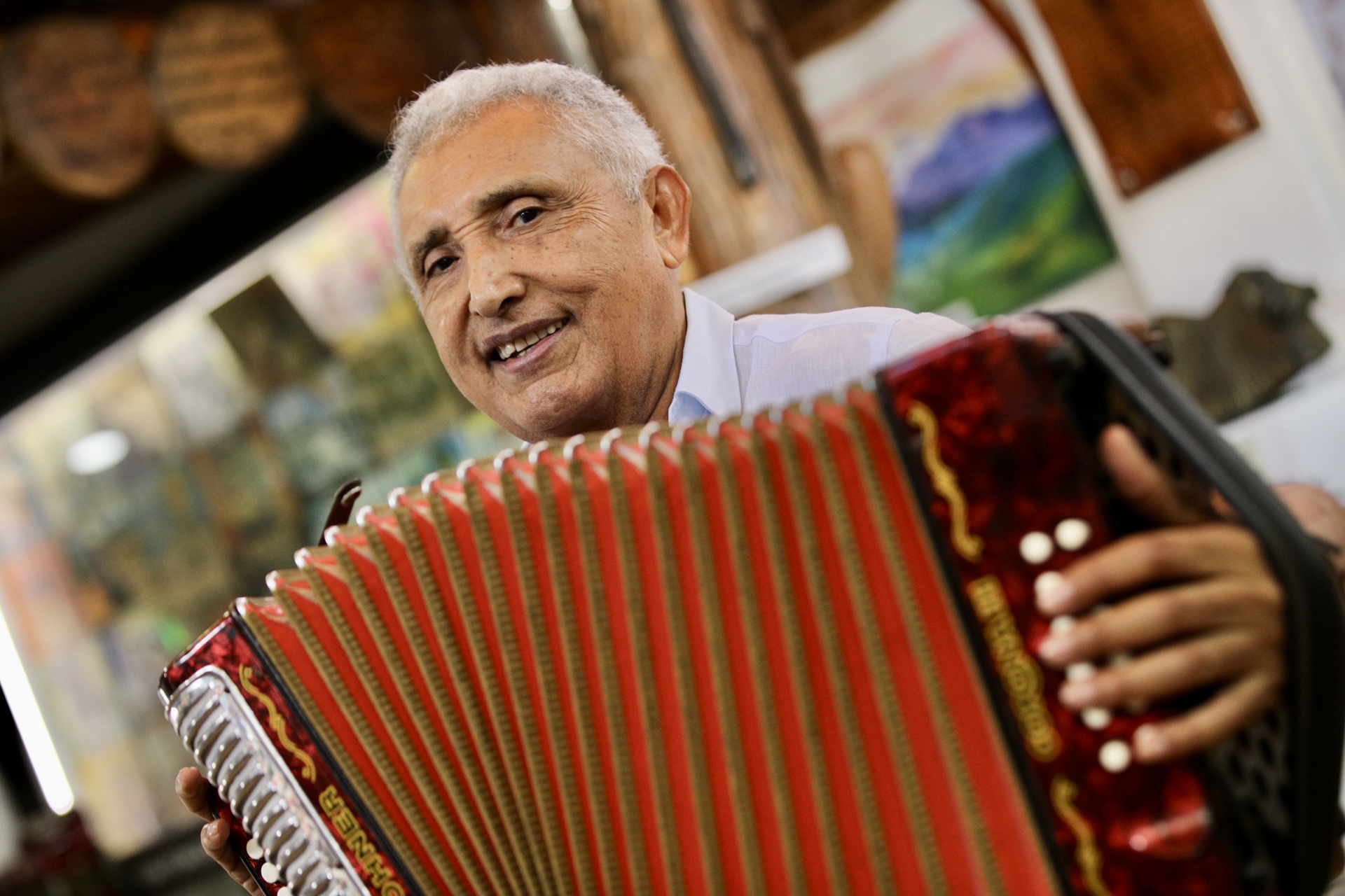La historia de Beto Murgas, un vallenato de pura cepa, llega a Cromos en exclusiva
