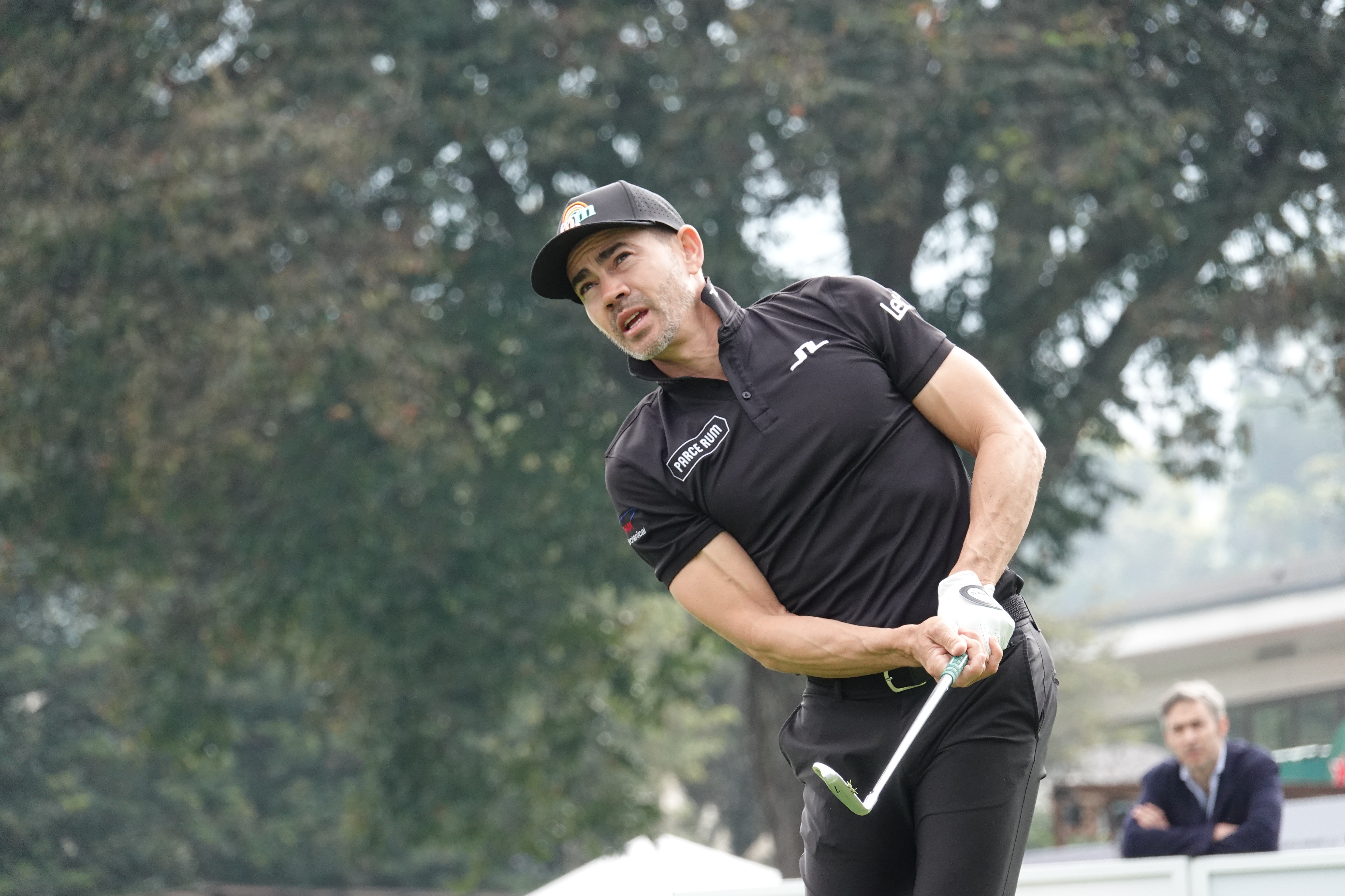 Impresionante remontada de Camilo Villegas para superar el corte en Bogotá