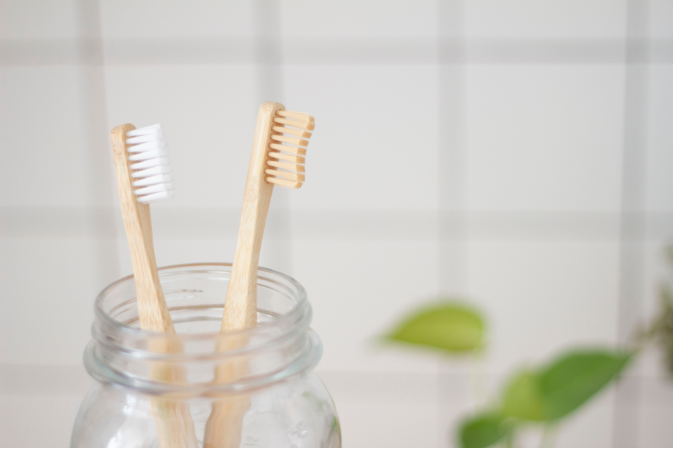 Los cepillos de dientes están llenos de virus, pero no es razón para inquietarse