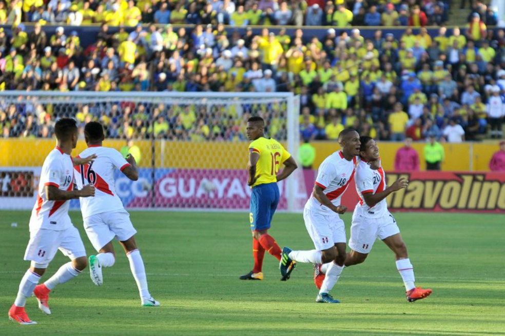 Perú se mete en la pelea: venció a Ecuador en Quito