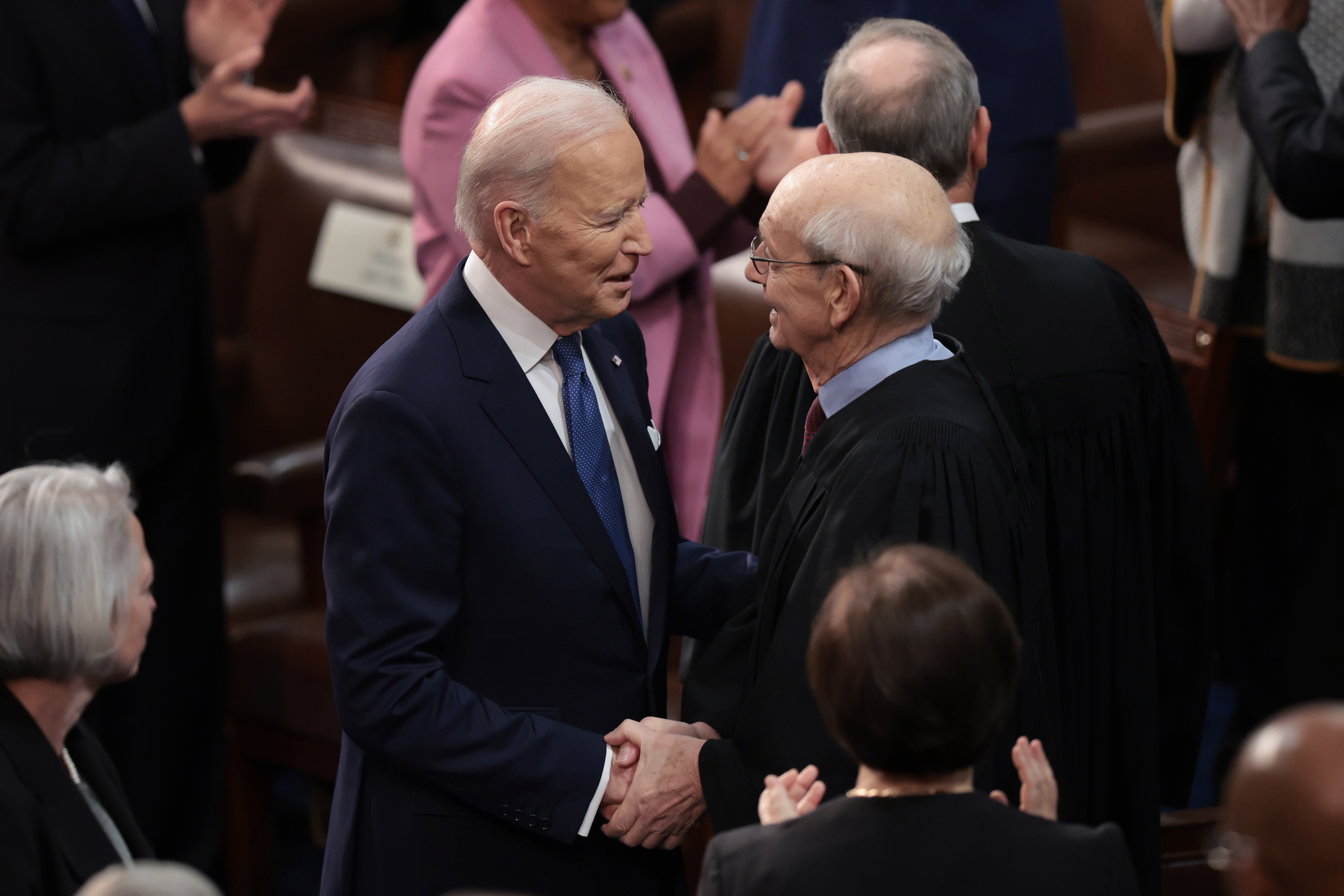 El juez Stephen Breyer saldrá de la Corte Suprema, dando paso a Ketanji Brown
