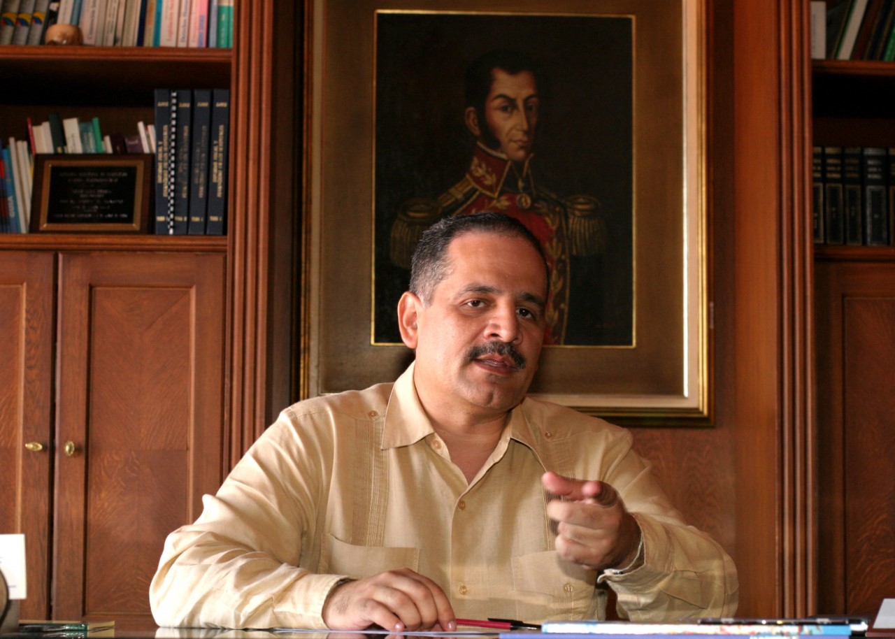 Exgobernador Trino Luna.