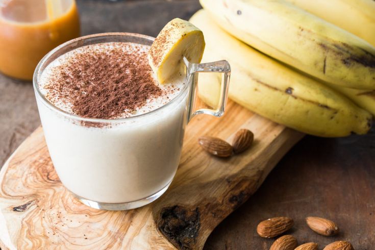 Este batido de proteínas proporciona una combinación perfecta de proteínas, carbohidratos y grasas saludables