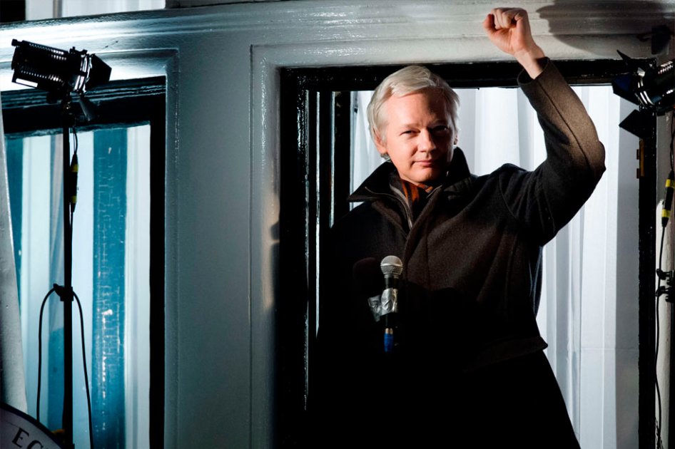 Assange pide defender a Ecuador de injerencias de Estados Unidos