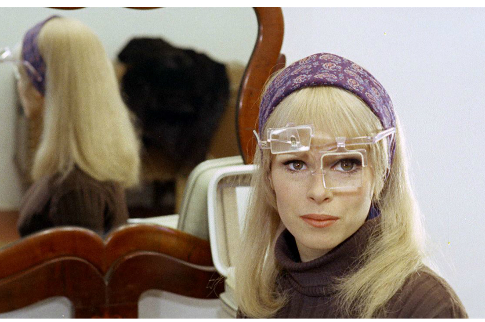 Una de las imágenes de la película "Peppermint Frappé", dirigida por Carlos Saura. / Cortesía