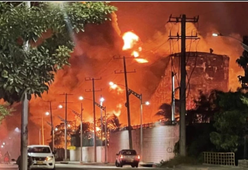 Incendio en empresa de hidrocarburos en Barranquilla