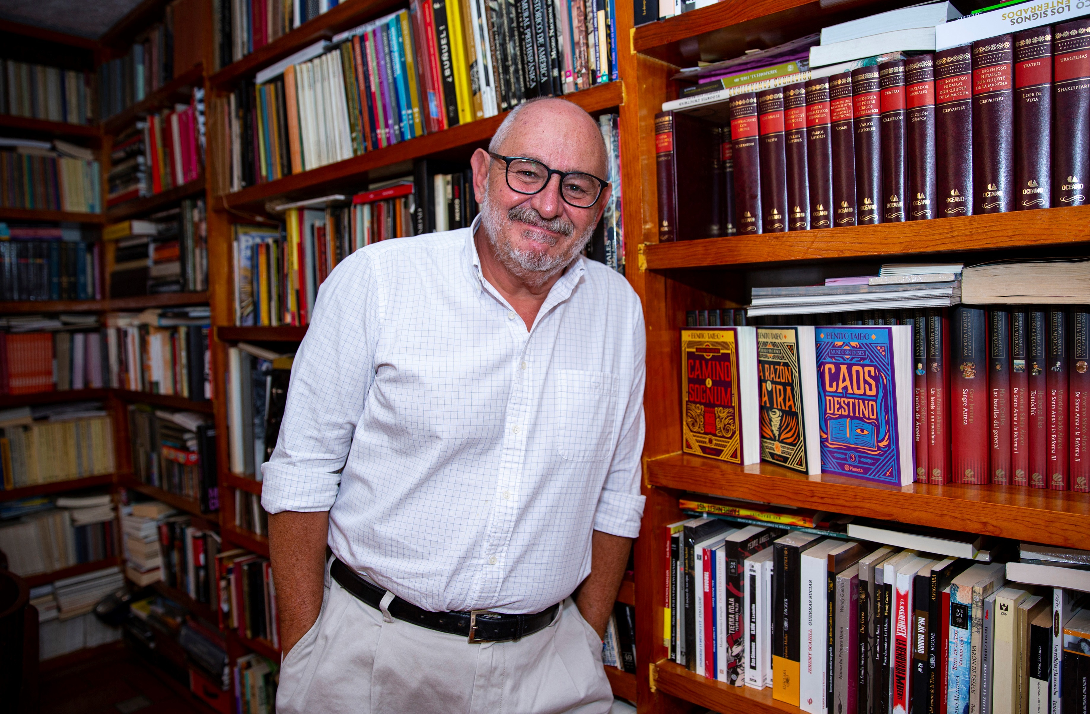 Benito Taibo: “Solo me postro ante los altares de la ciencia y la literatura”