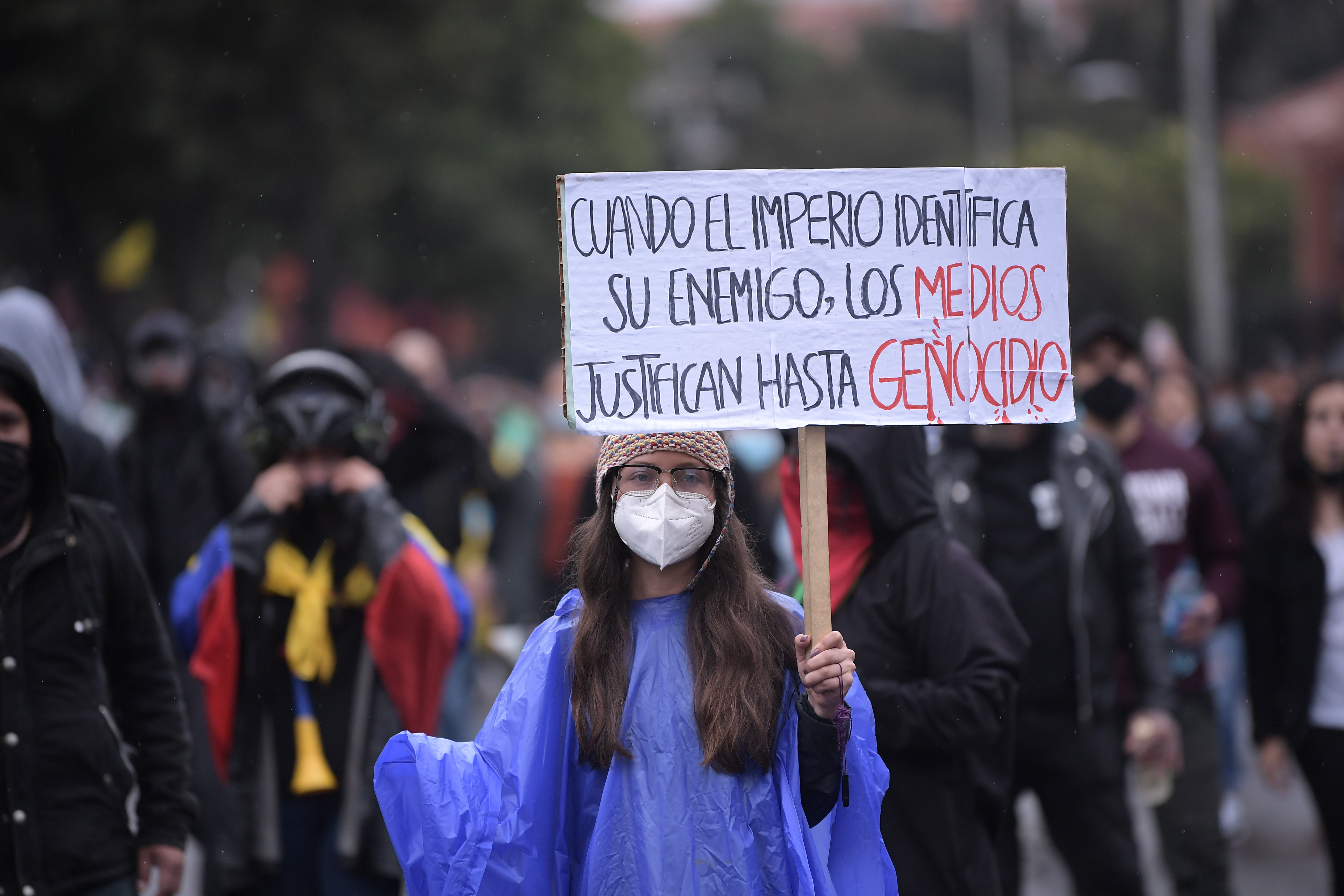 Seis policías y 23 civiles resultaron lesionados durante Paro Nacional del 5M en Bogotá