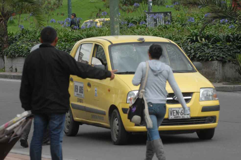El nuevo fenómeno del taxismo en Bogotá