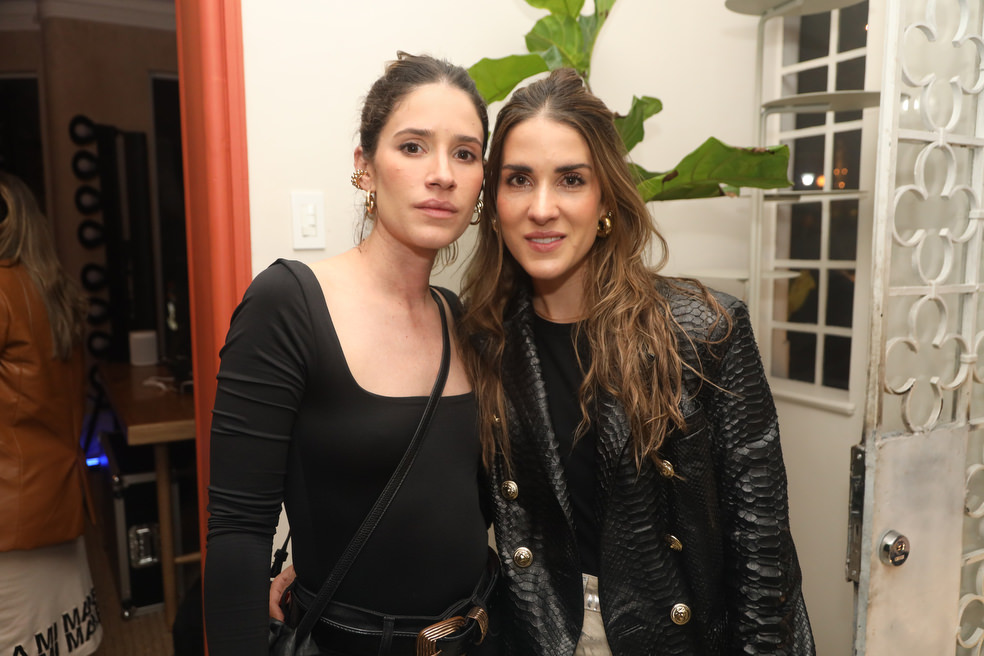 Daniela Mejia y Susana Mejia