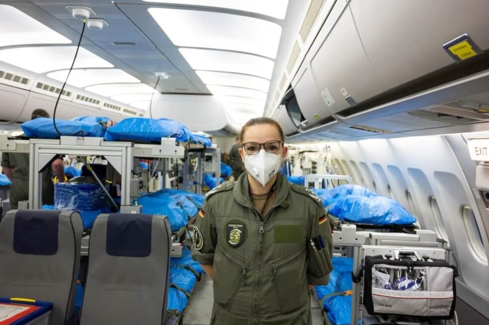 Alemania habilita un avión UCI para trasladar a paciente italianos de COVID-19