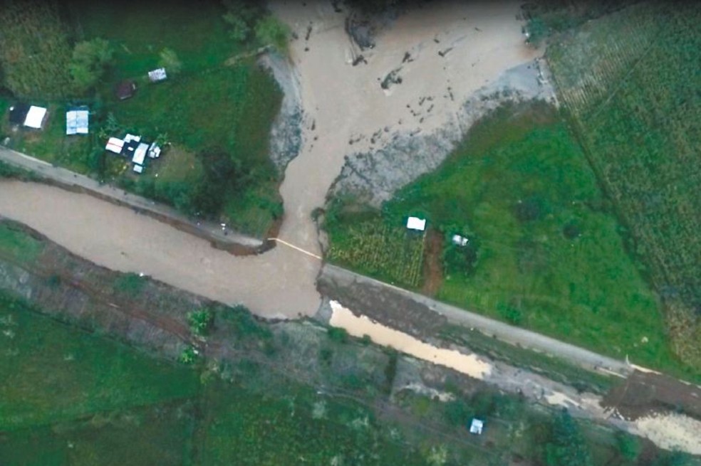 El desvío de ríos y malas prácticas ganaderas, son algunos de los errores que han contribuido a las inundaciones en esta zona del país.