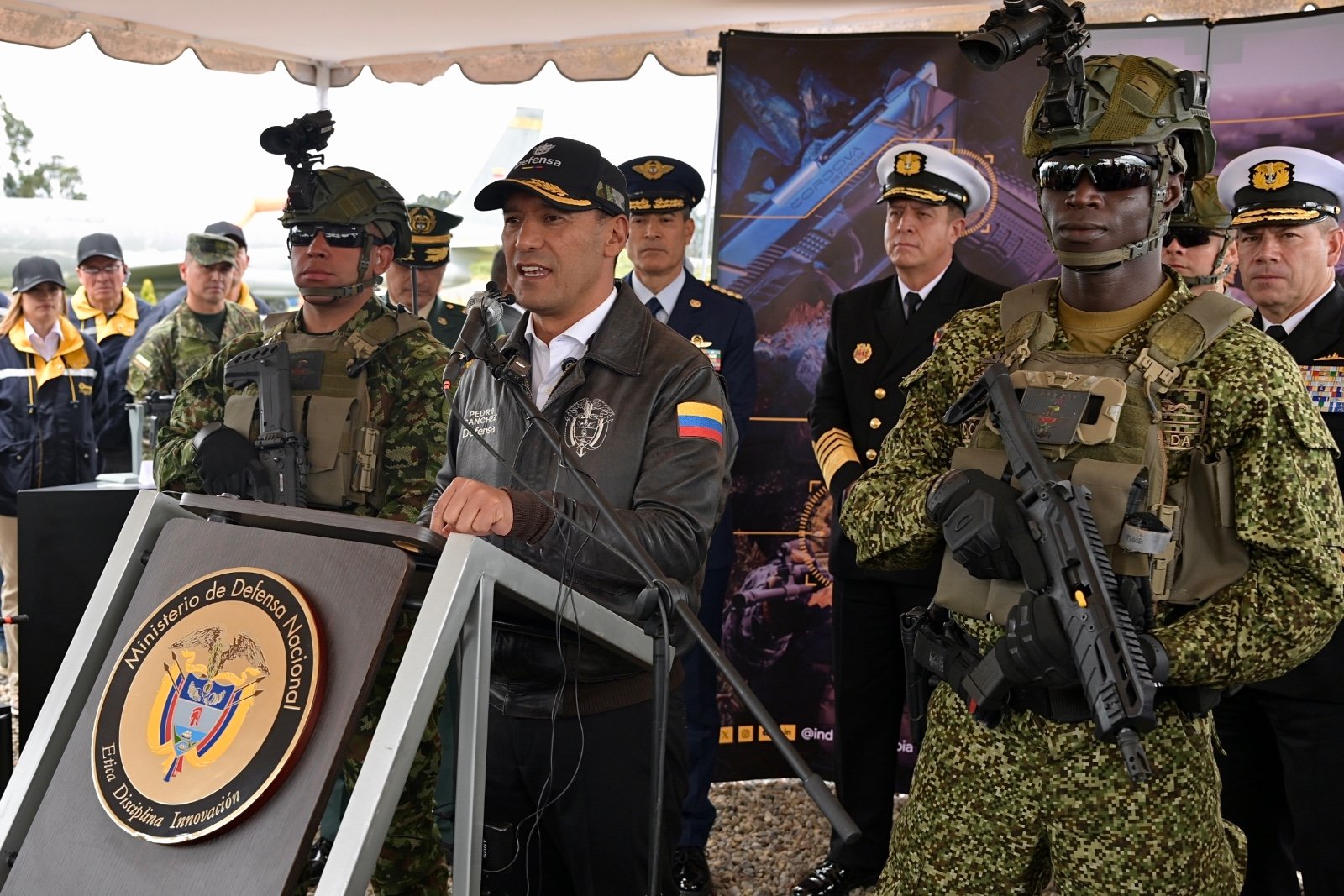 nuevo fusil colombiano