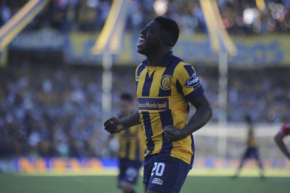 Destacada actuación del colombiano José Valencia en el fútbol argentino