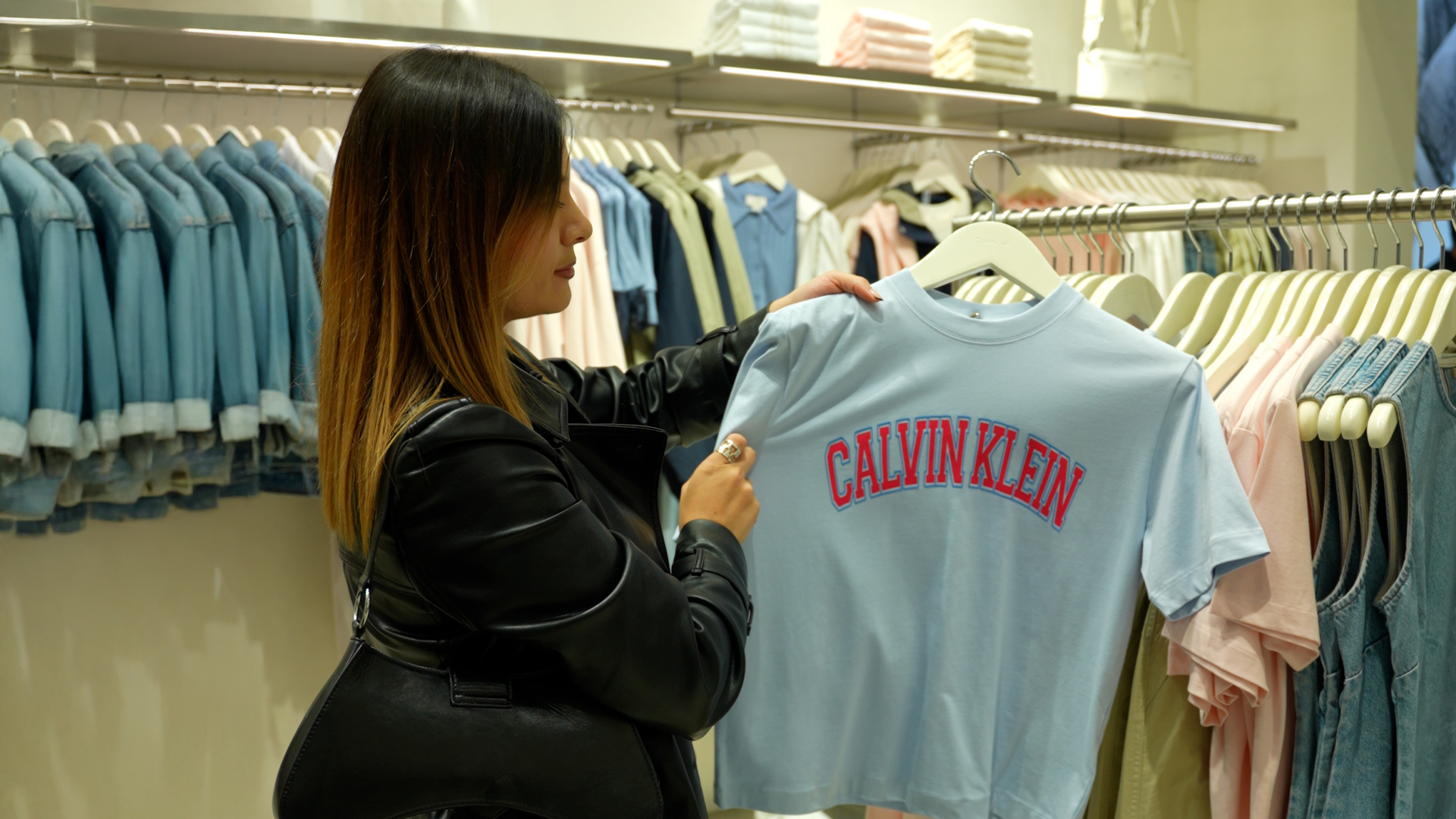 Así es la nueva tienda de Calvin Klein en la Zona T de Bogotá