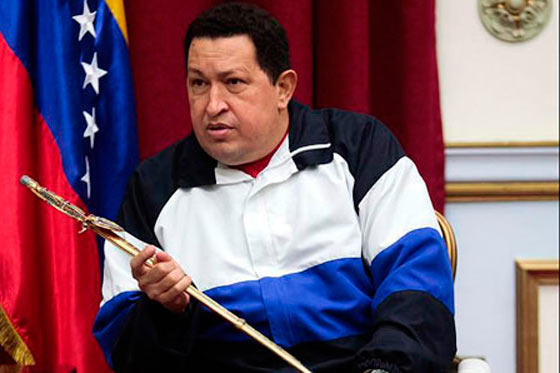 Chávez advierte al mando militar contra eventuales planes desestabilizadores