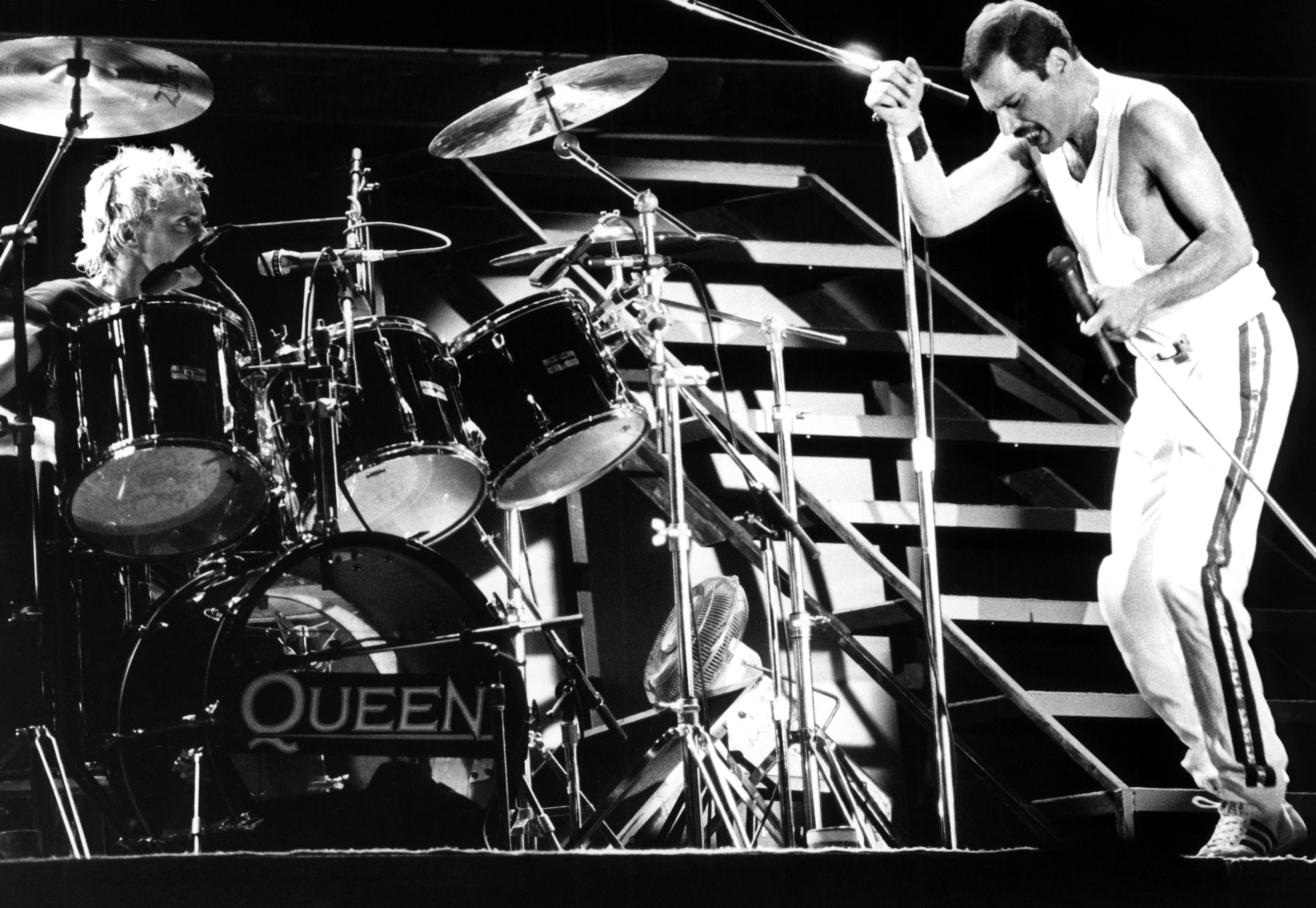 Día Mundial del Rock y 50 años del álbum debut de Queen