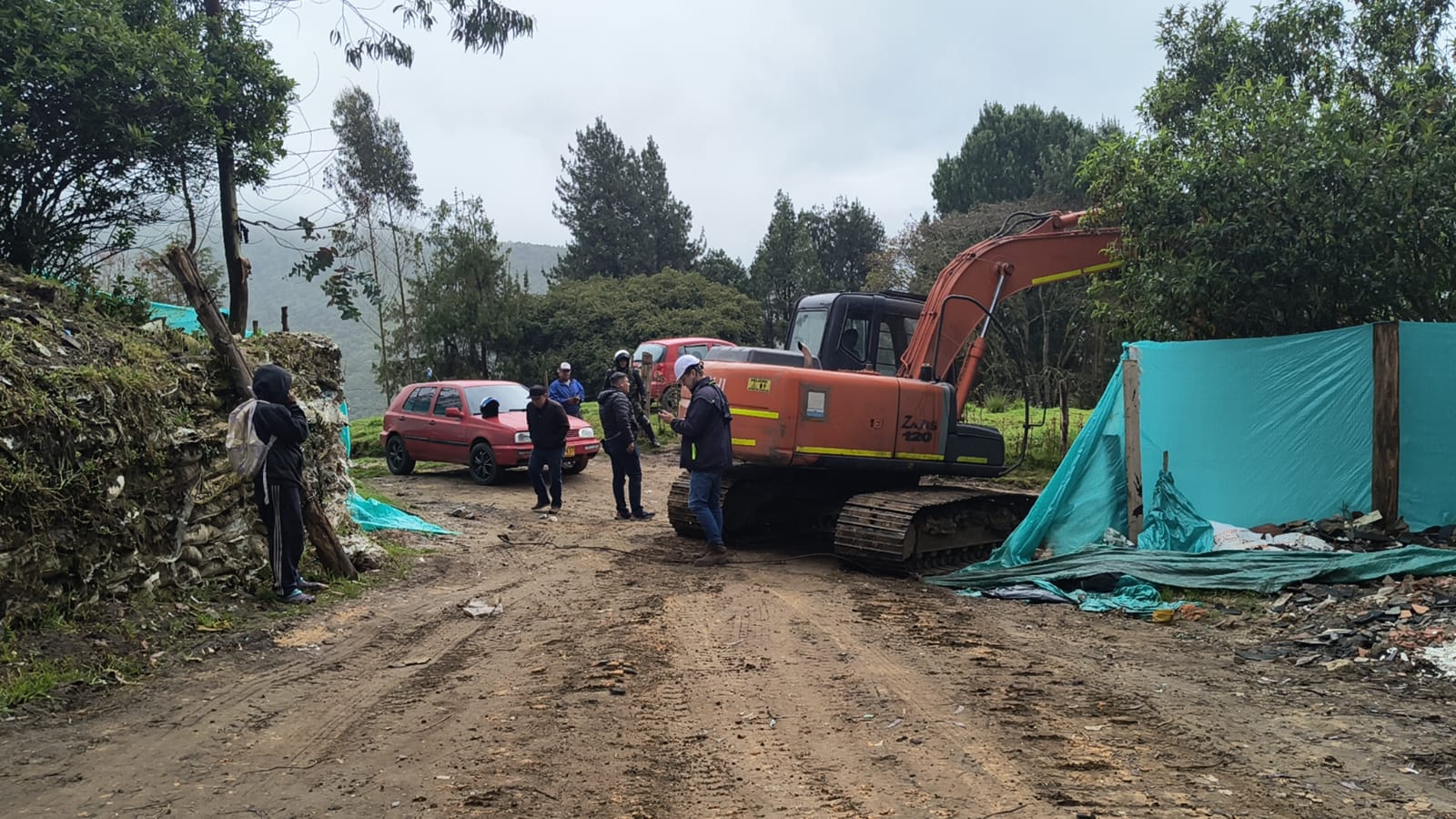 Autoridad ambiental clausuró mina de extracción ilegal en la Calera