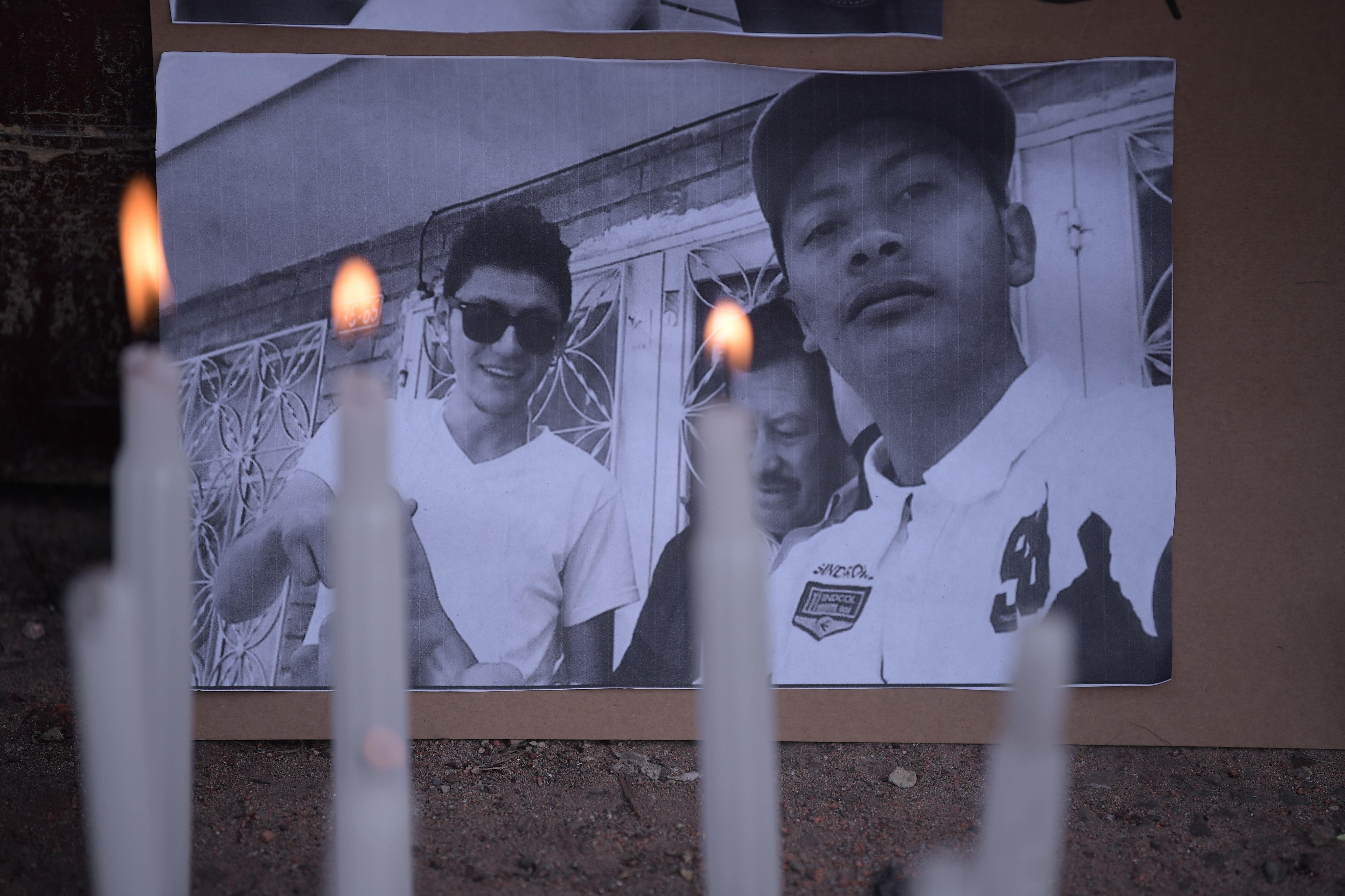 Homenaje realizado por la comunidad del barrio Verbenal, en memoria de los jóvenes Jaider Fonseca, de 17 años, y Cristian Hernández, de 24, quienes perecieron por impactos de bala, al parecer provenientes de armas de la Policía durante los disturbios por el asesinato de Javier Ordoñez a manos de la Policía.