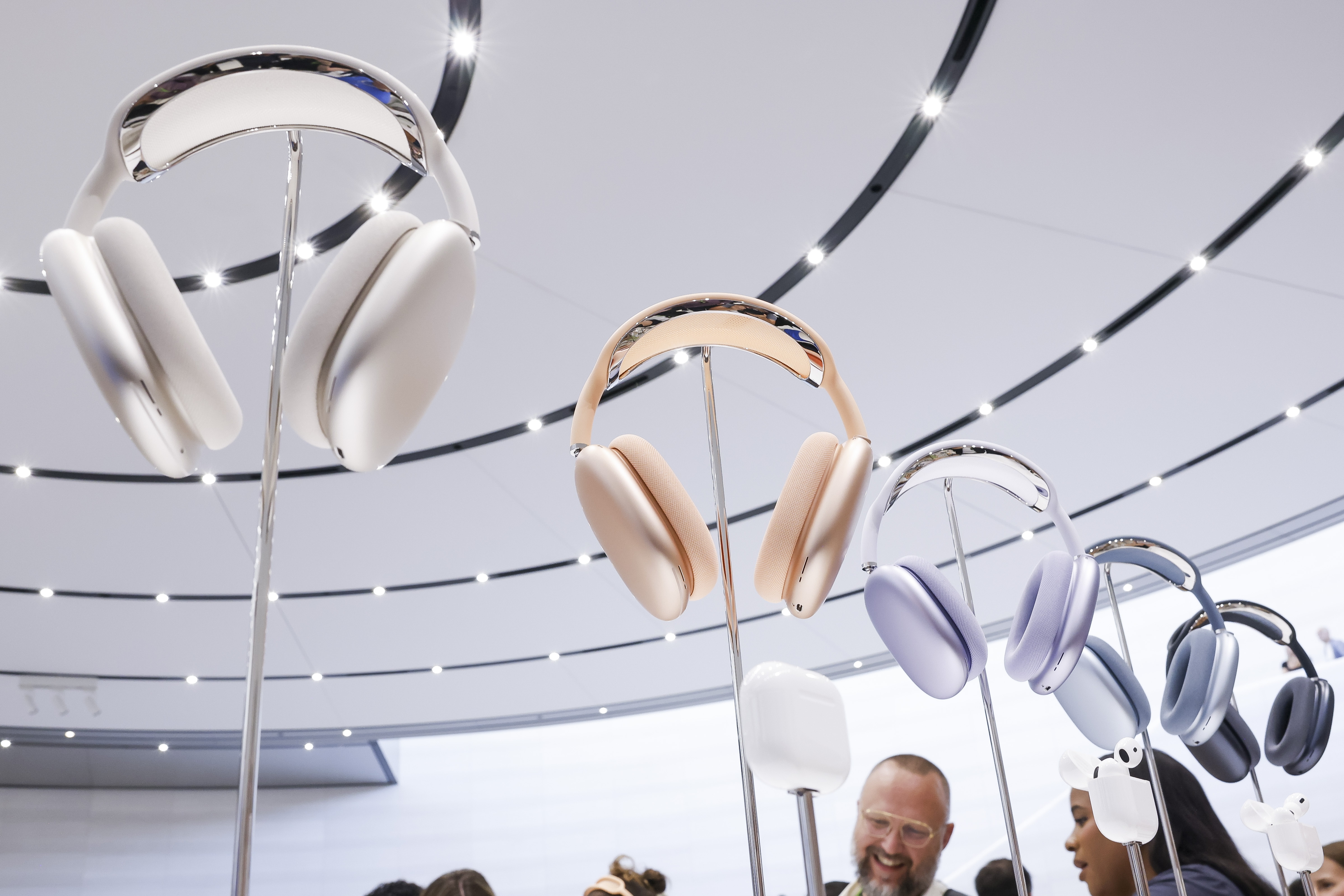Los nuevos AirPods Pro de Apple apuestan por nuevas funciones médicas de audífonos