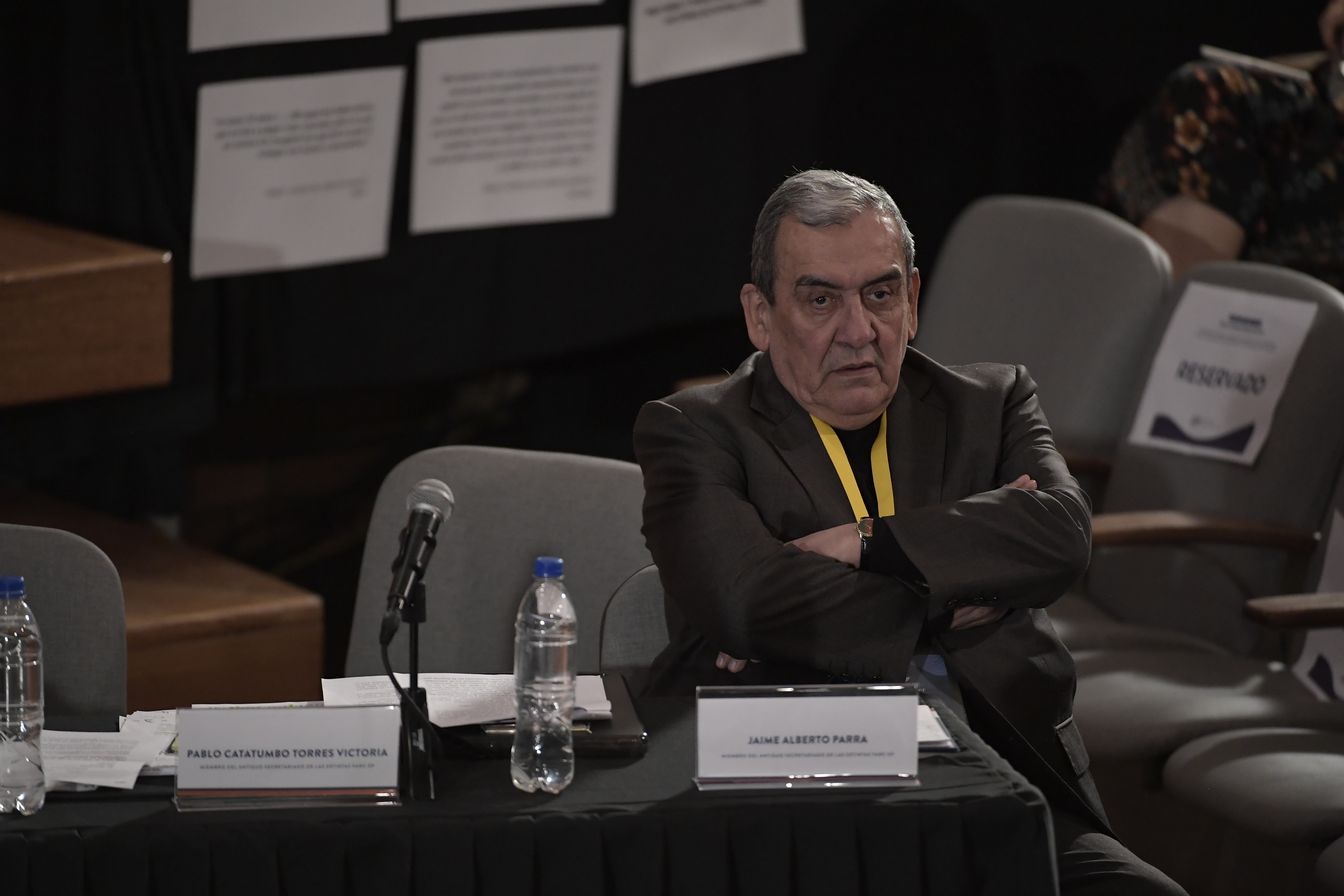 Conocido con el alias de "Mauricio Jaramillo" o "El Médico", miembro del antiguo secretariado de la extinta guerrilla Farc, admitiendo su responsabilidad en miles de secuestros durante la primer jornada de audiencias de reconocimiento ante víctimas y Magistrados de la JEP.