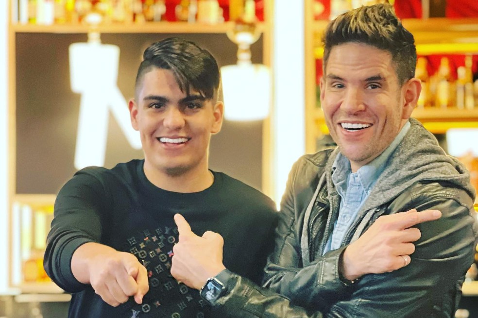 Juancho de la Espriella anuncia nuevo vocalista y próximo álbum