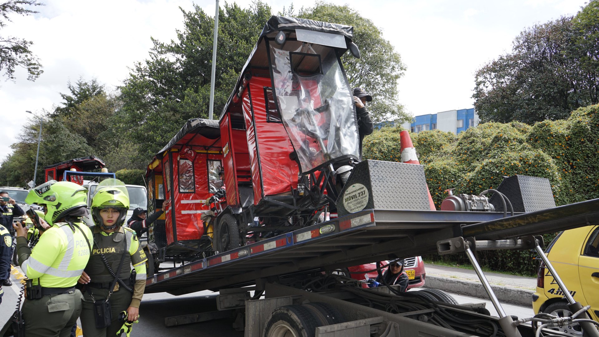 Tránsito inmoviliza 11 bicitaxis con motor en Suba e interpone 37 comparendos