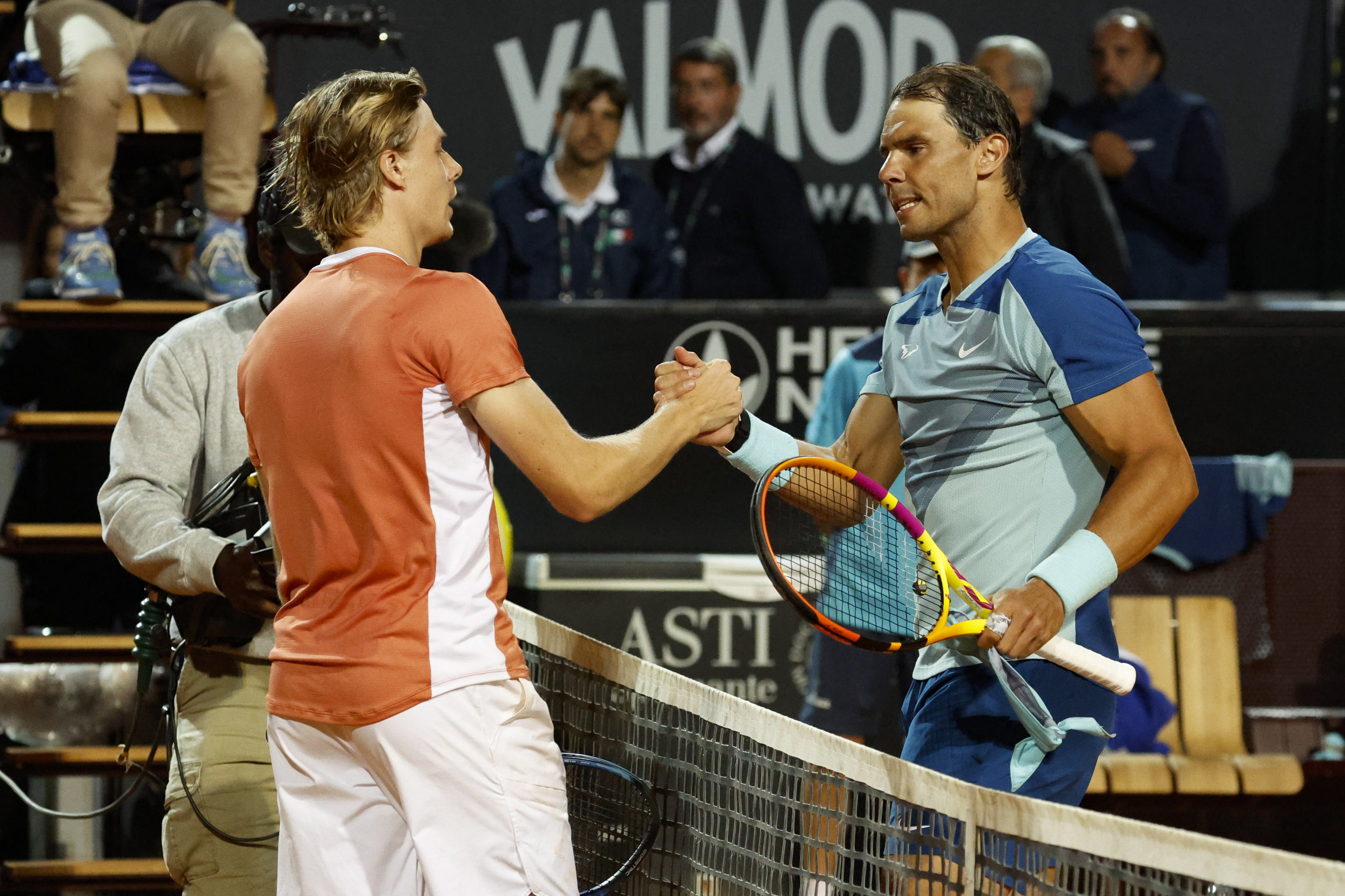 Nadal, lesionado, eliminado por Shapovalov en octavos del torneo de Roma