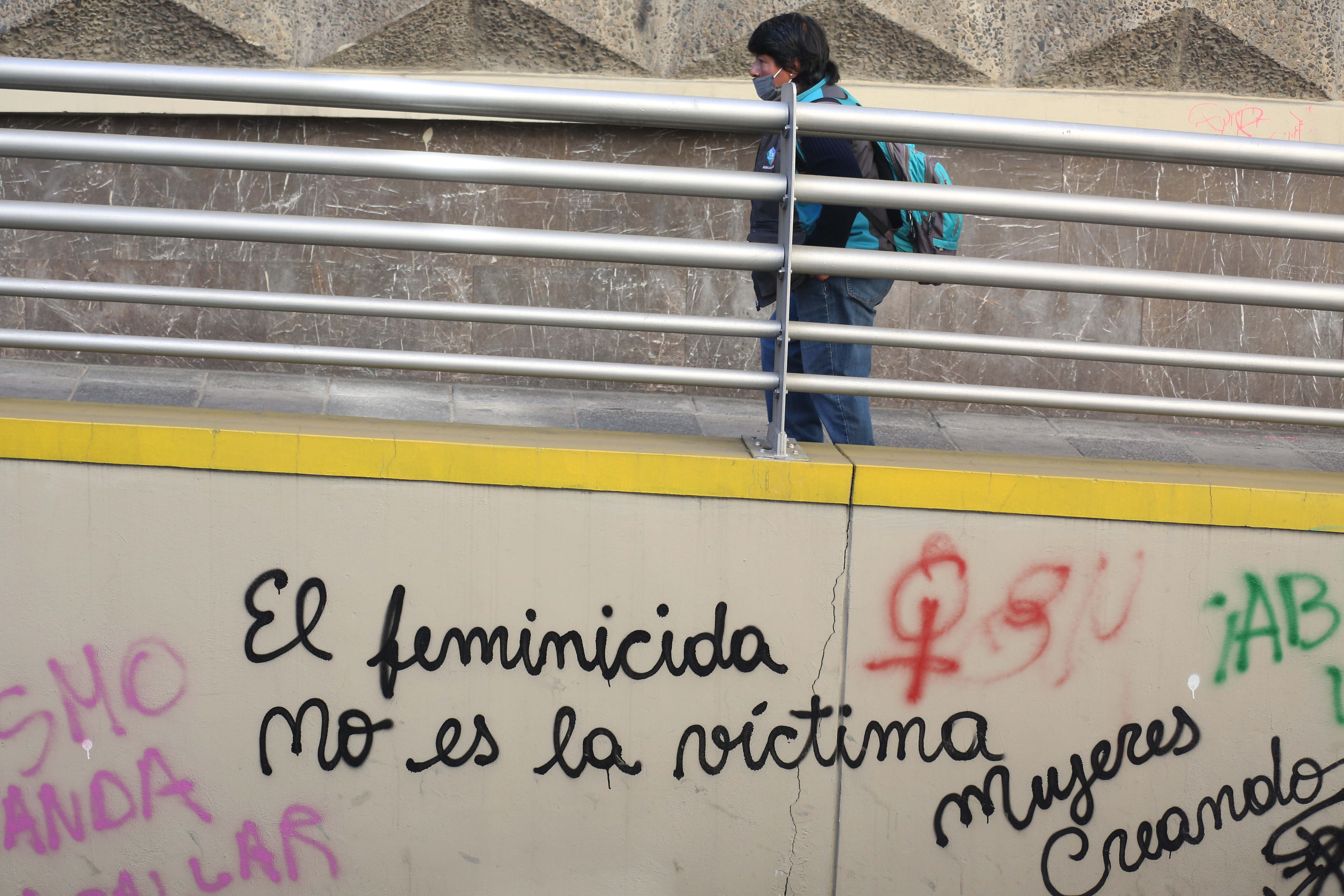 Más de 56 años de cárcel a feminicida que quemó a su esposa e hijastra en Bogotá