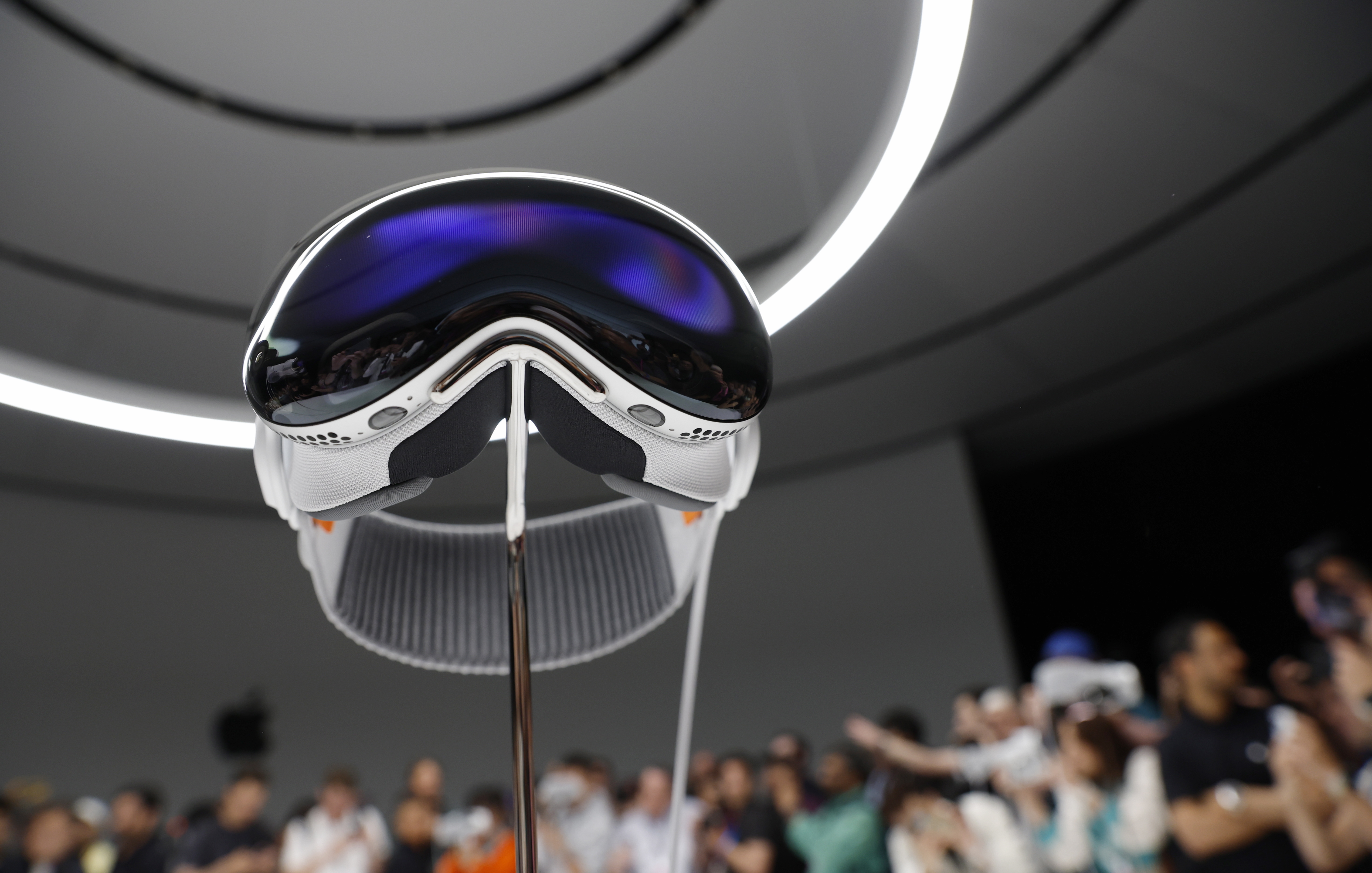 Apple Vision Pro: ¿Dispositivo disruptivo o artefacto que pasará de moda?
