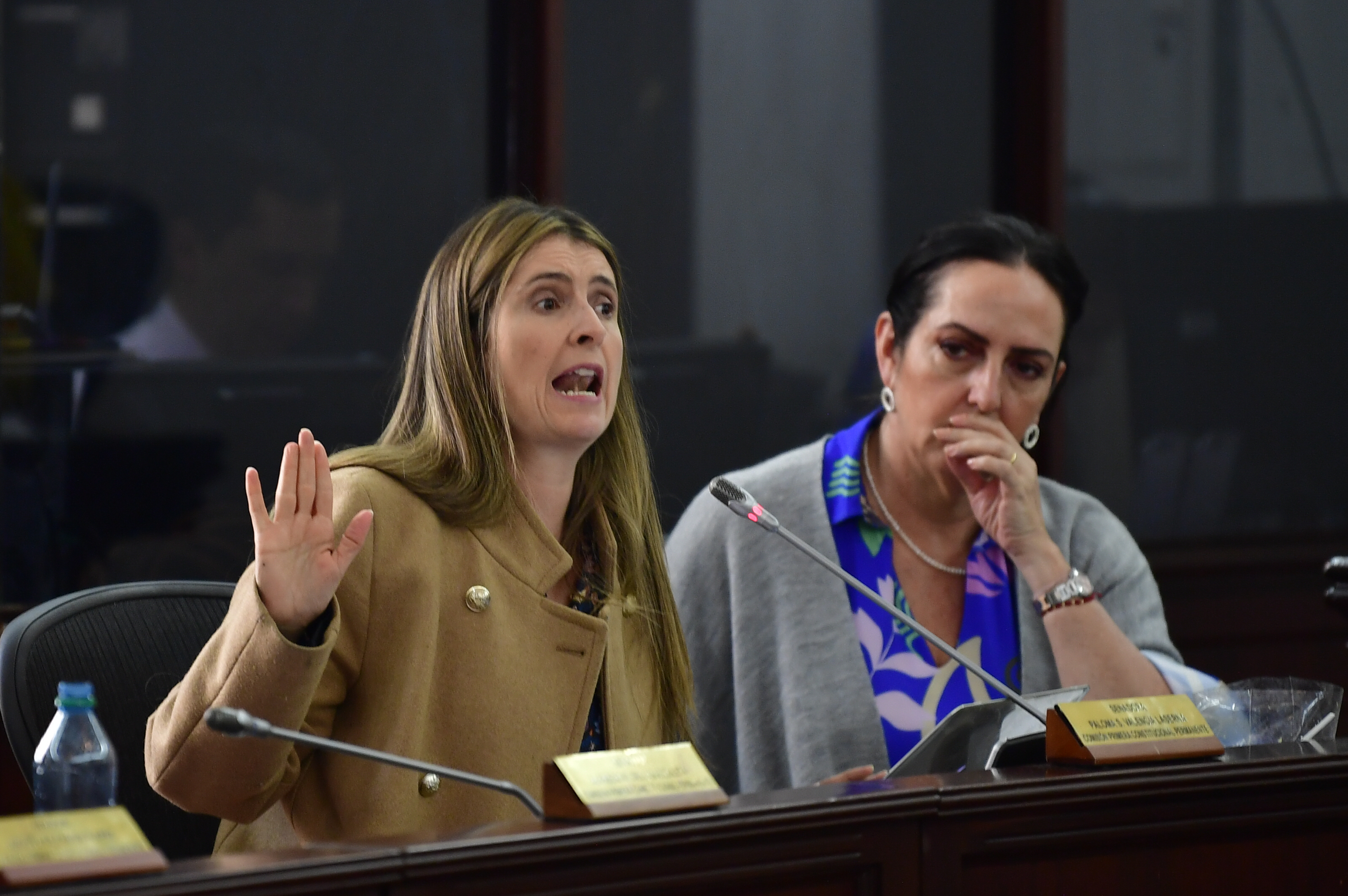 Respaldan señalamientos de Valencia y Cabal contra Miguel Uribe y piden garantías