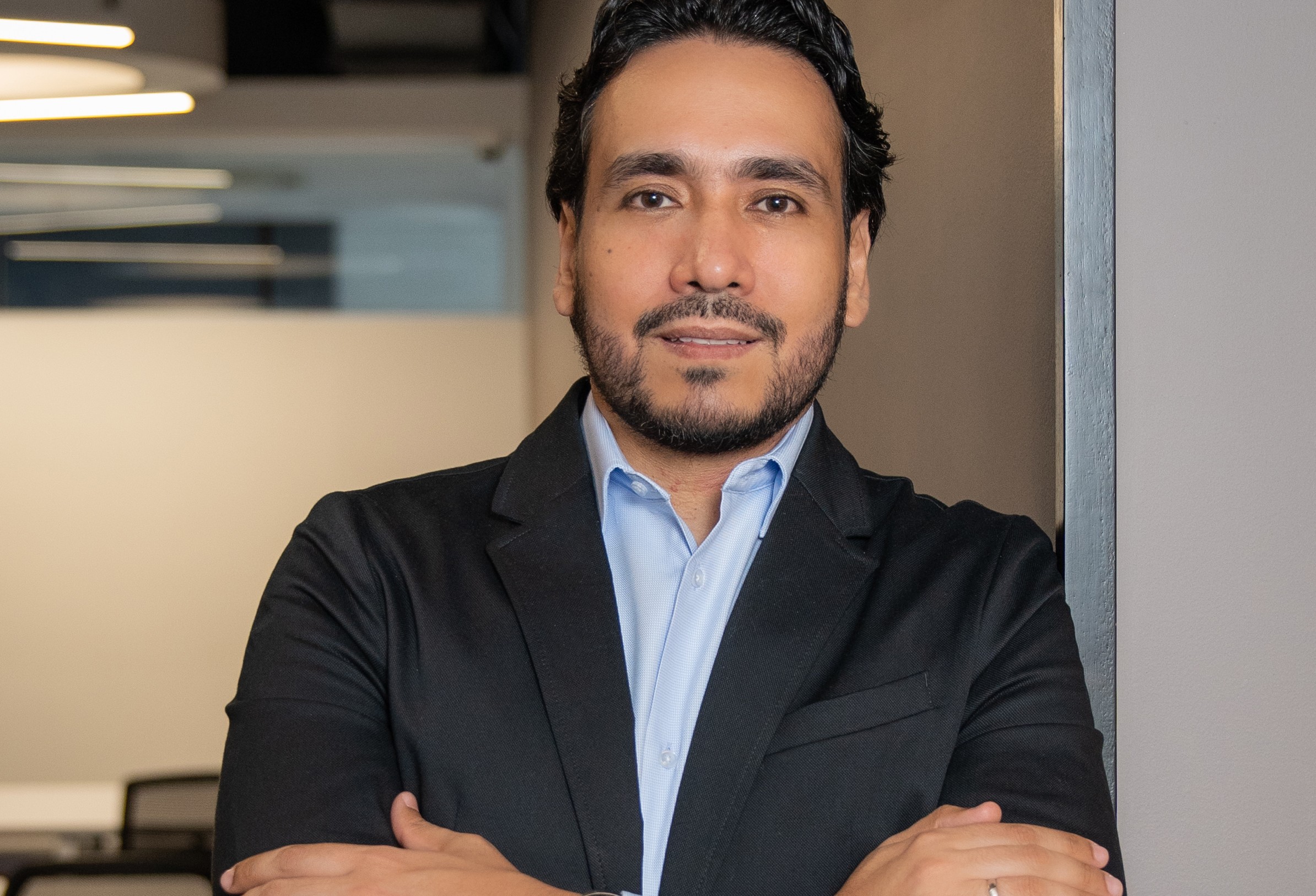 El colombiano detrás de la empresa que se acaba de ganar una millonaria licitación en Chile