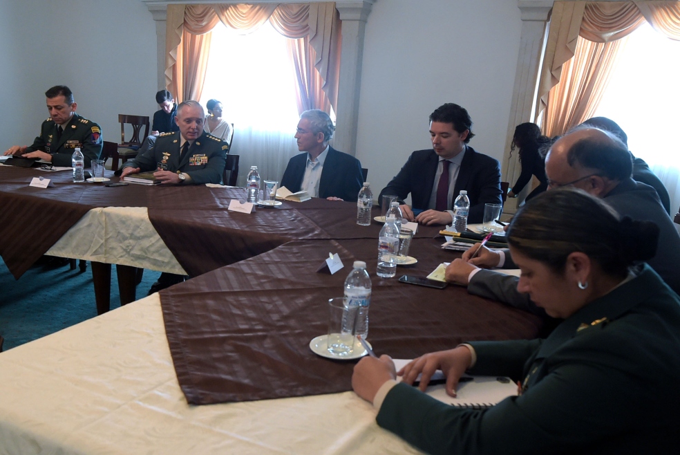 Acuerdan hoja de ruta para entrega de información de inteligencia de la Fuerza Pública