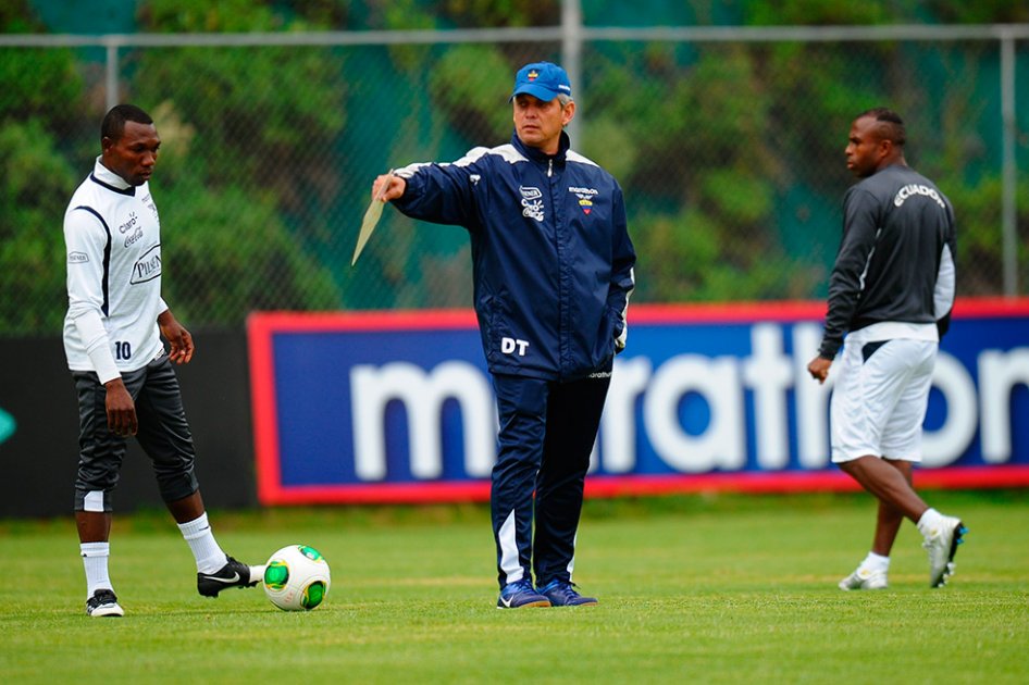 Reinaldo Rueda confirmó la preselección de Ecuador para el Mundial
