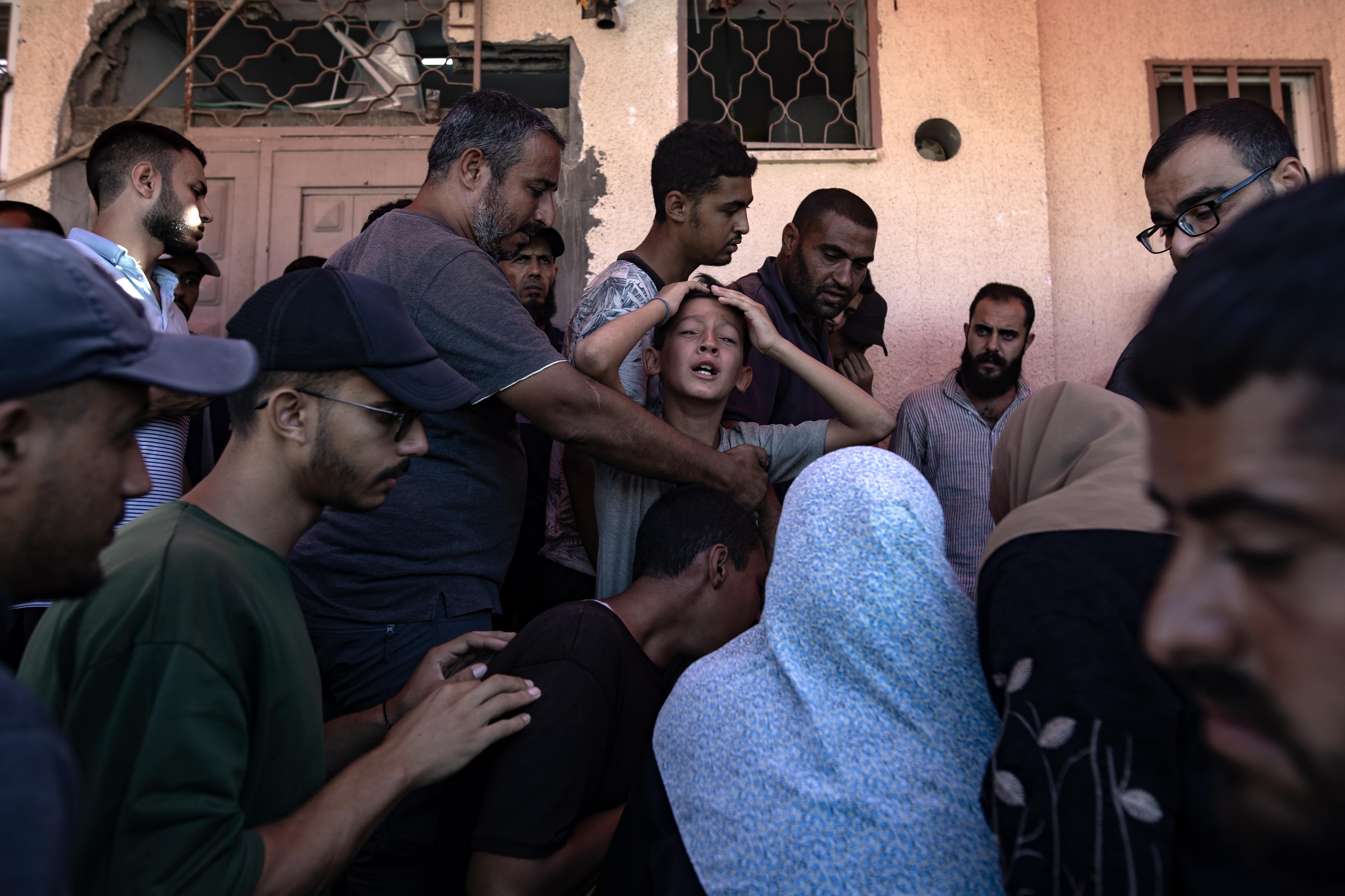 La Media Luna Roja reportó 28 muertos por bombardeo israelí en escuela de Gaza