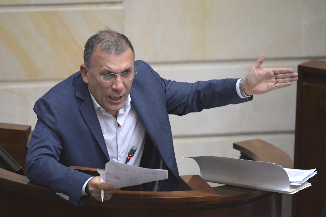 Roy Barreras anuncia “paro legislativo” si no se incluye en el orden del día ponencia negativa de las objeciones