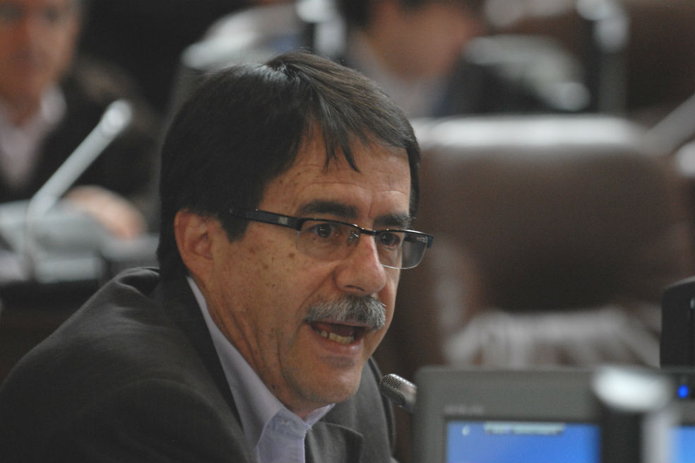 Celio Nieves será el candidato del Polo Democrático a la alcaldía de Bogotá