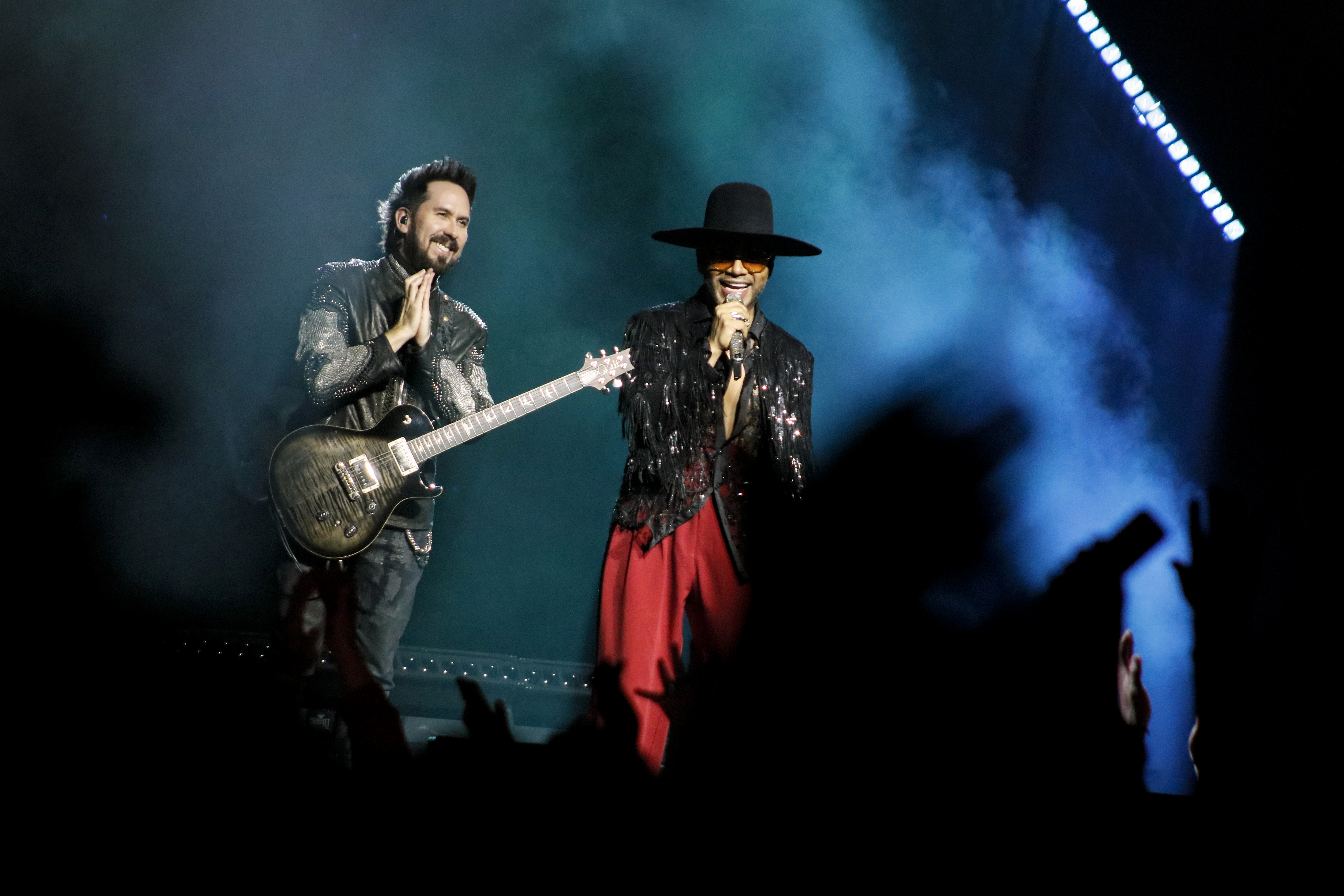 Banda Mexicana durante su presentación en el Movistar Arena de Bogotá