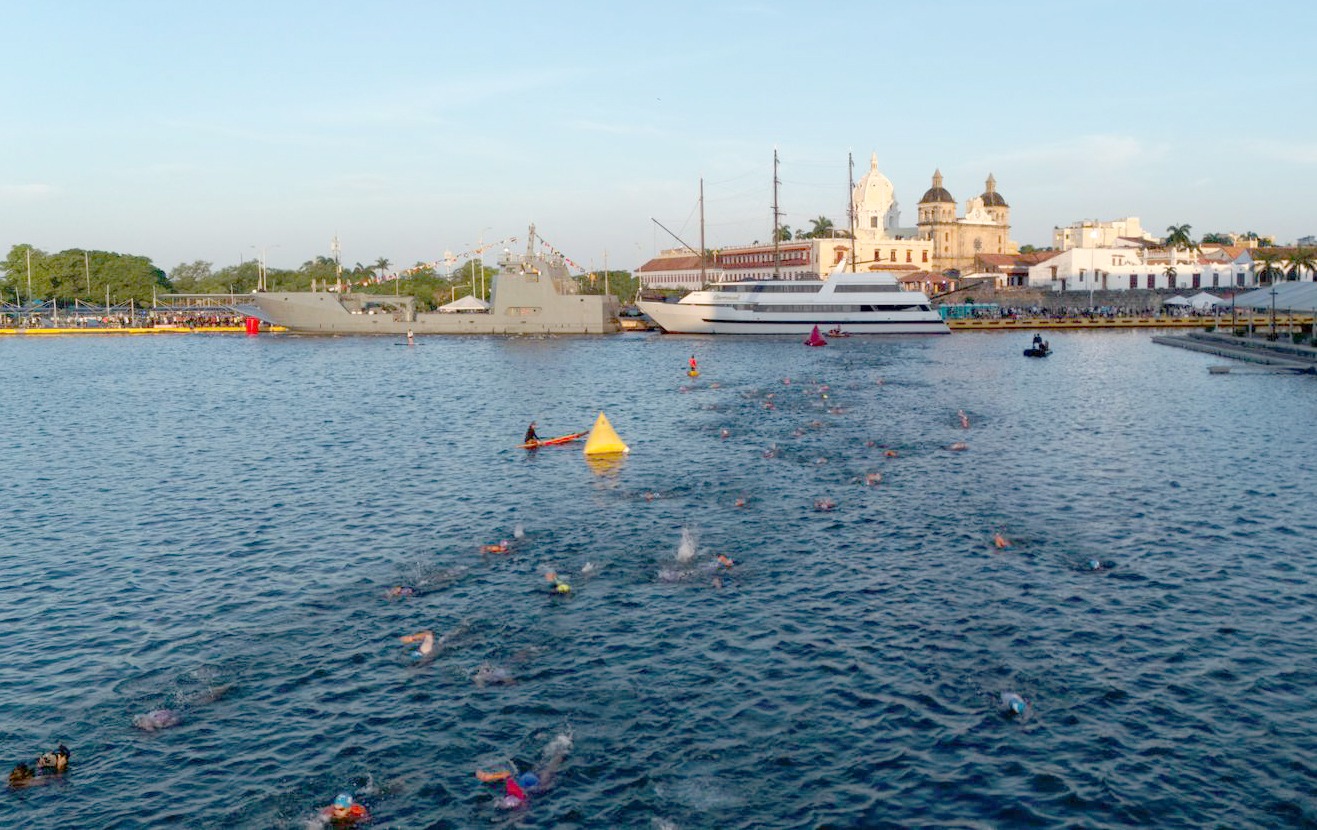Cerca de 2.500 deportistas participaron el fin de semana en el Ironman 70.3 de Cartagena.