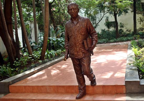 Cuba rinde homenaje a Gabriel García Márquez con una escultura