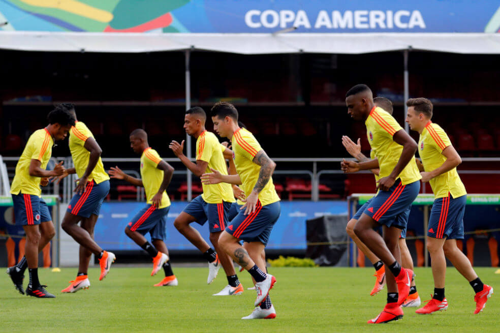 Colombia ya está en Salvador Bahía para el partido con Paraguay