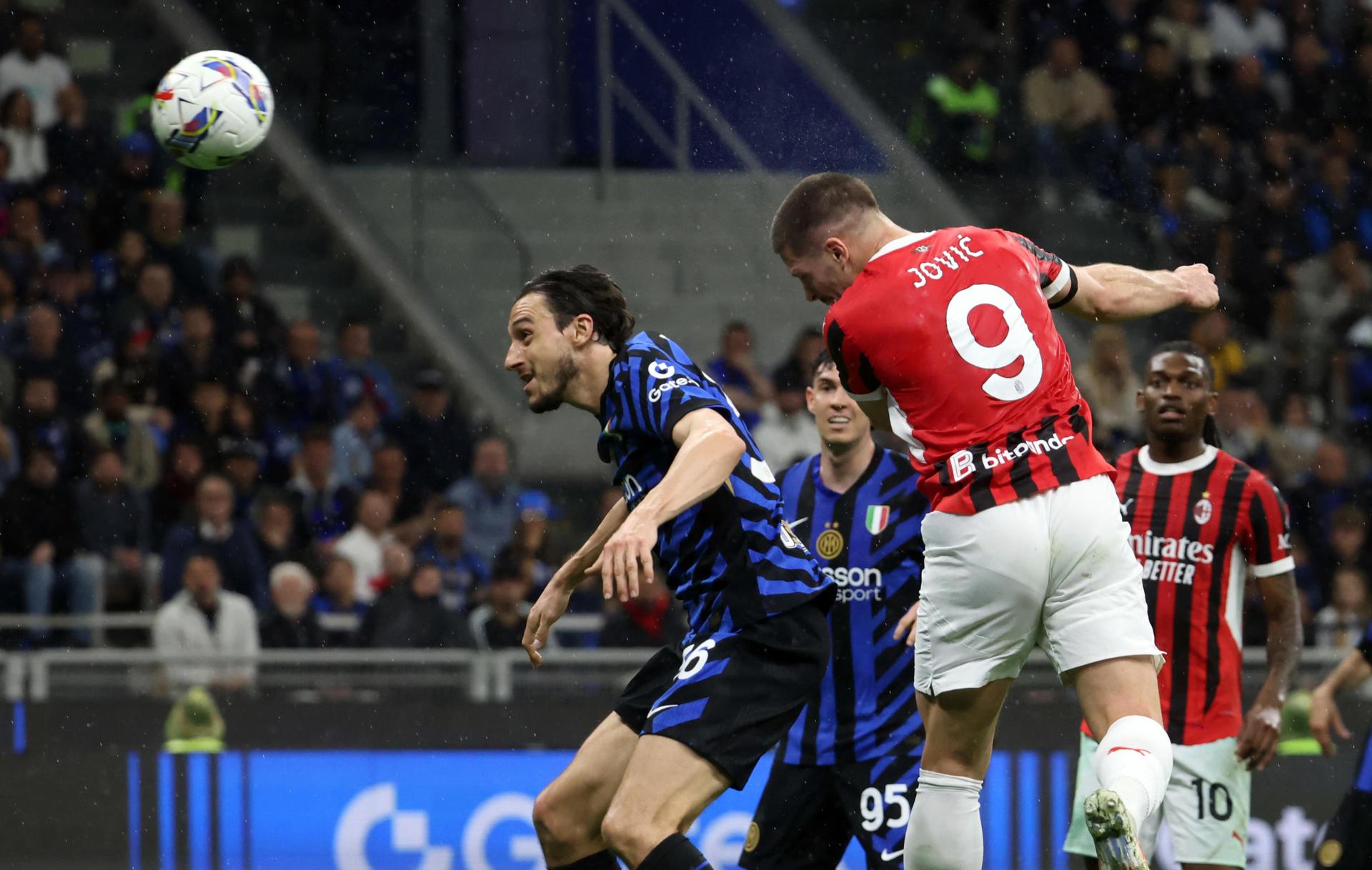 Milan se impuso al Inter en las semifinales de la Copa de Italia