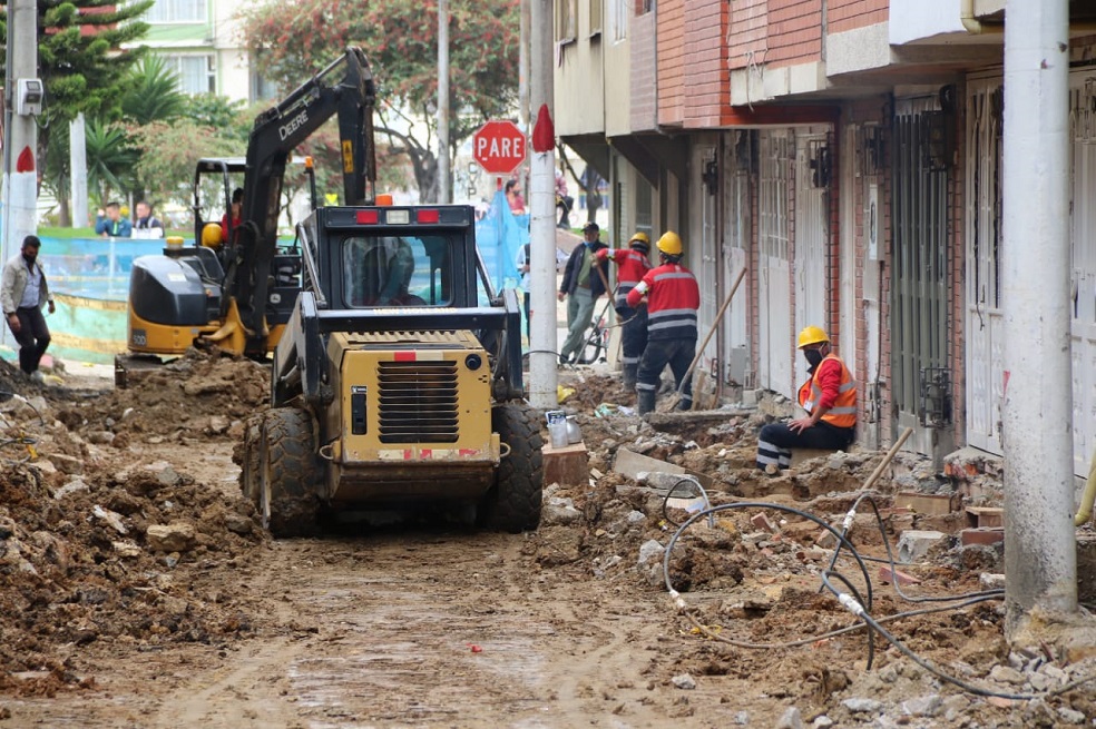 Ciudad Bolívar avanza en la reactivación de sus obras viales