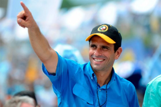 Capriles anunciará en próximas horas si acepta representar a oposición